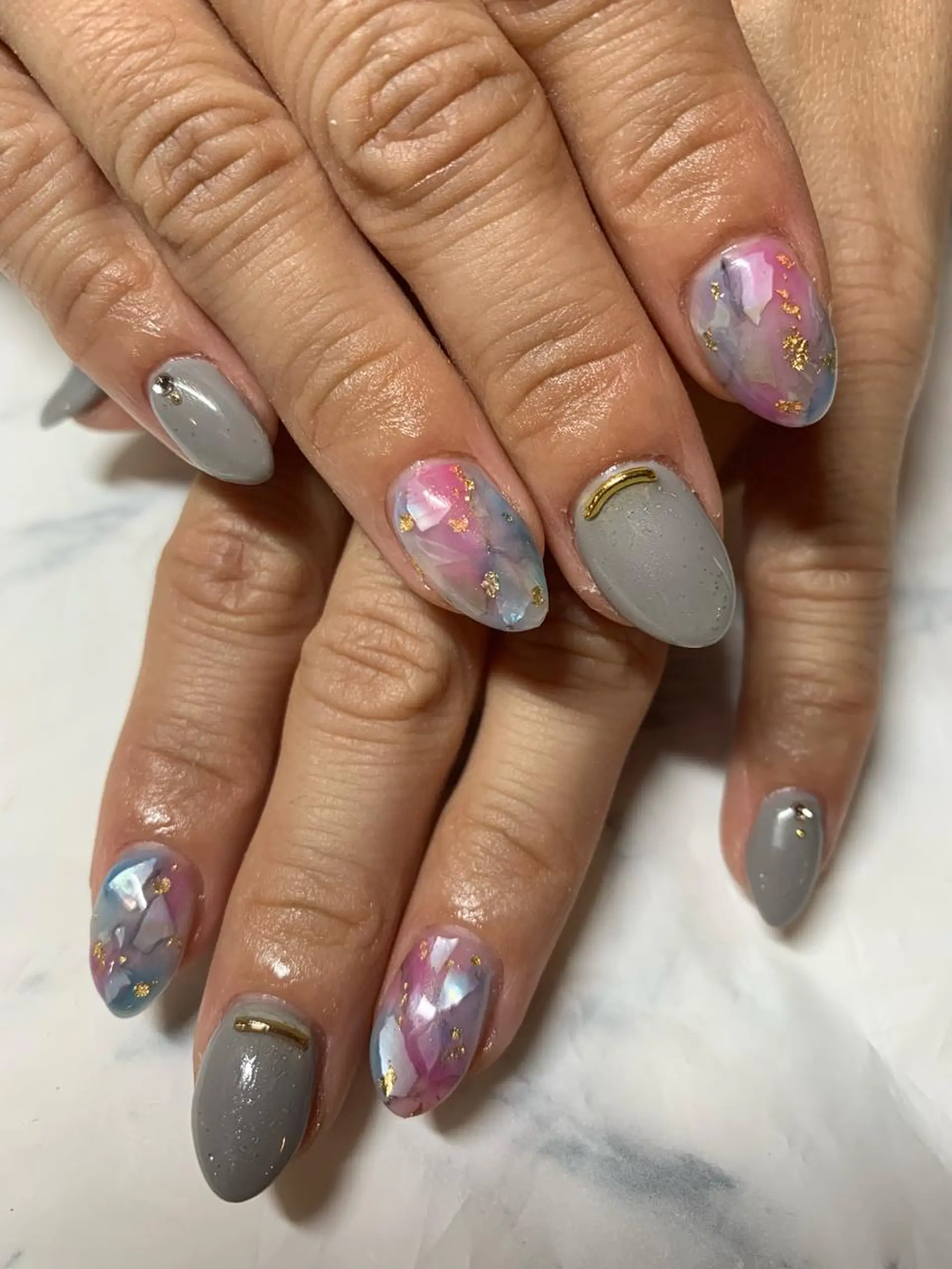 ネイル 菅野 愛花のネイルデザイン