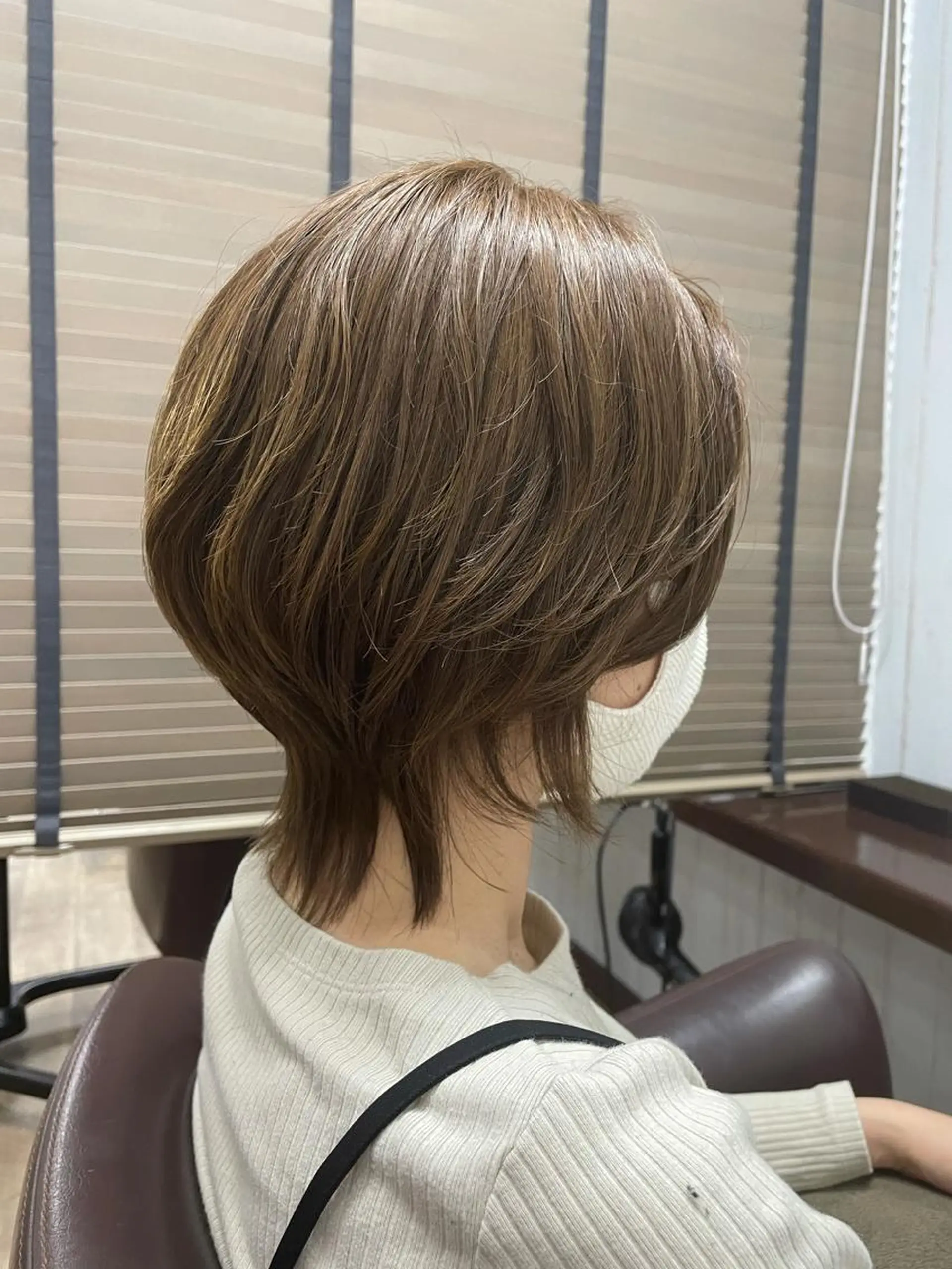 ミディアム カラー 佐々木 浩之のヘアスタイル