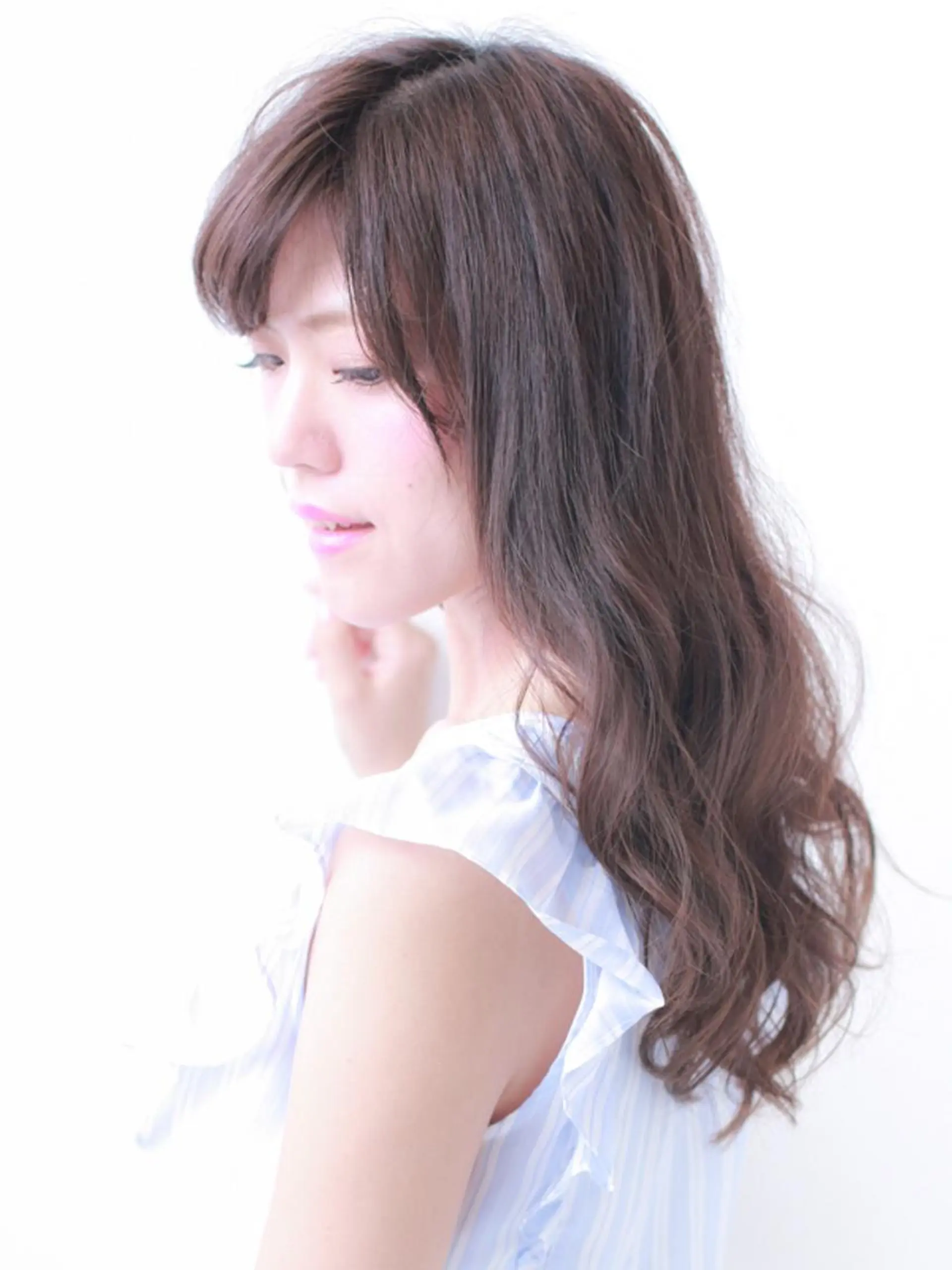 パーマ 中林 由佳のヘアスタイル