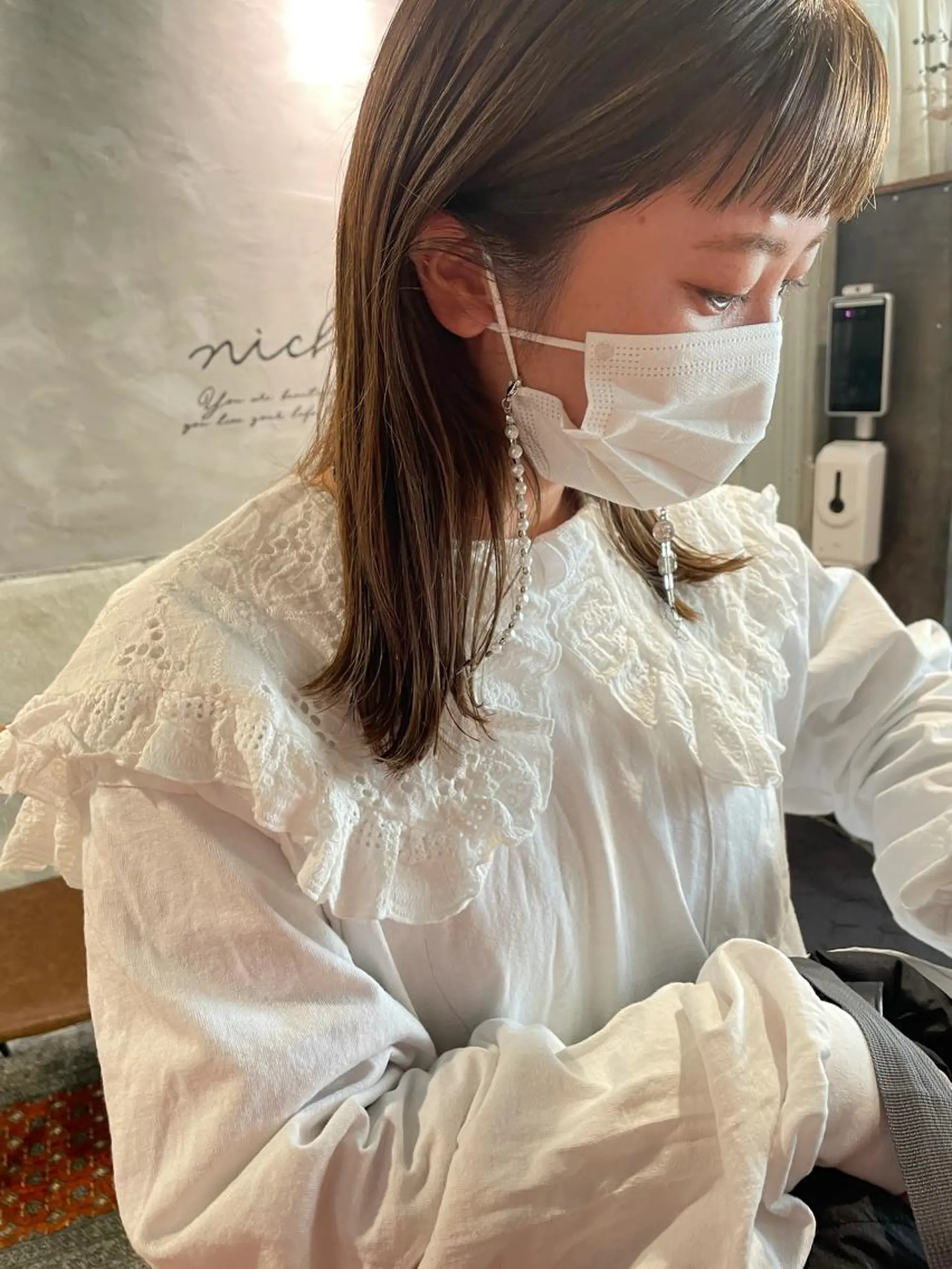 セミロング ハイライト カット ヘアカラー トリートメント さの あやねのヘアスタイル