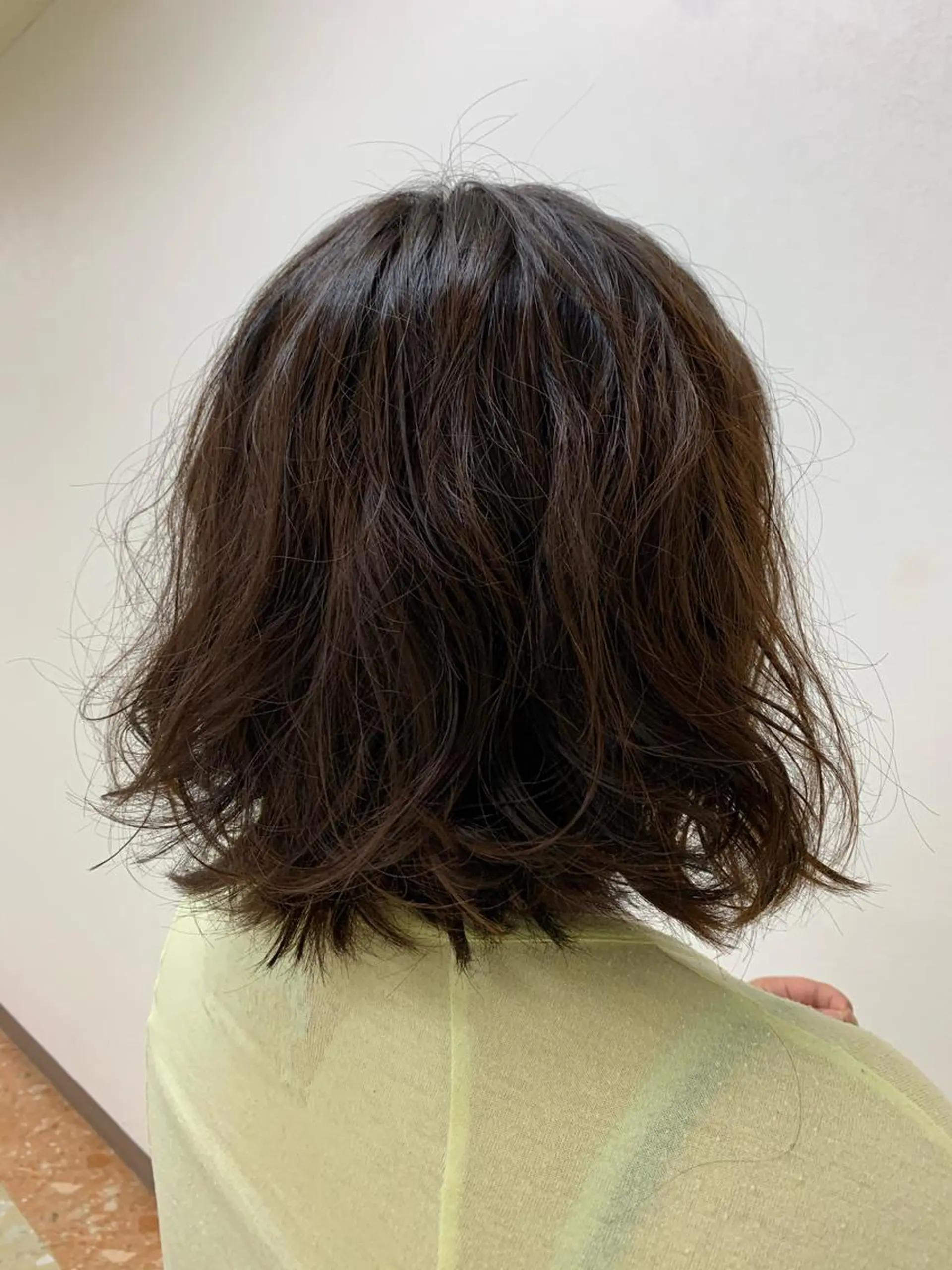 ショート パーマ 遊佐 瑞紀のヘアスタイル