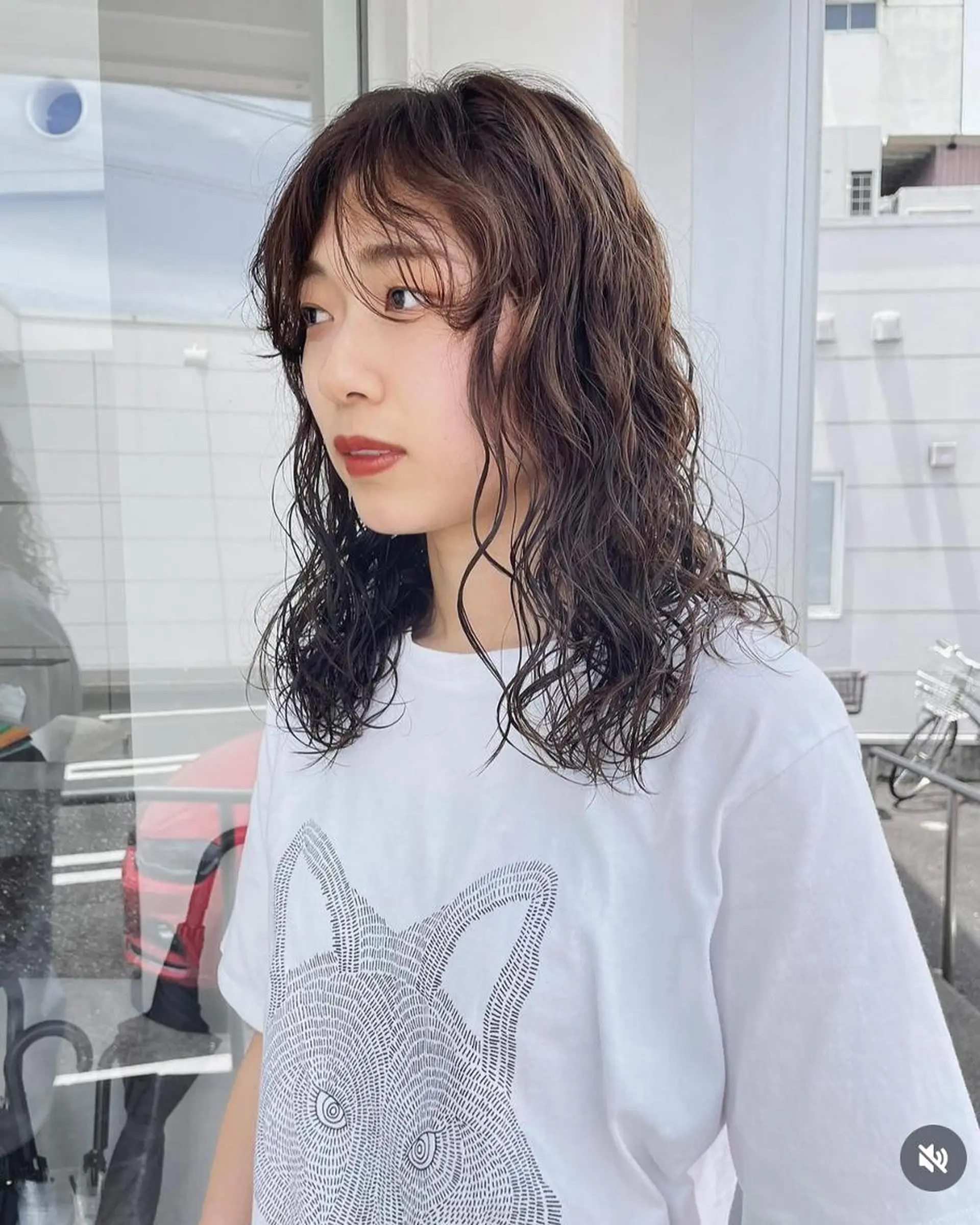 セミロング パーマ 美髪ストレート✨️ 義見 優斗のヘアスタイル