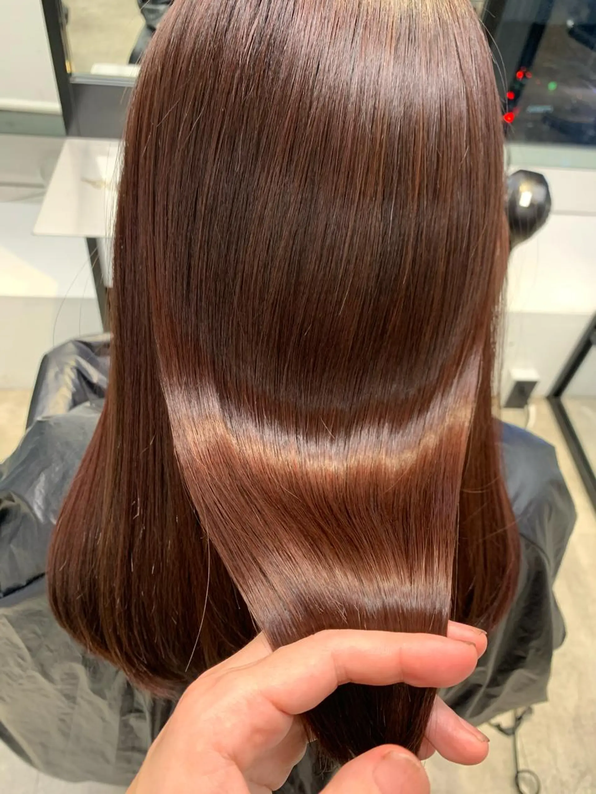 ロング ヘアカラー トリートメント 及川シゲル 髪質改善講師のヘアスタイル