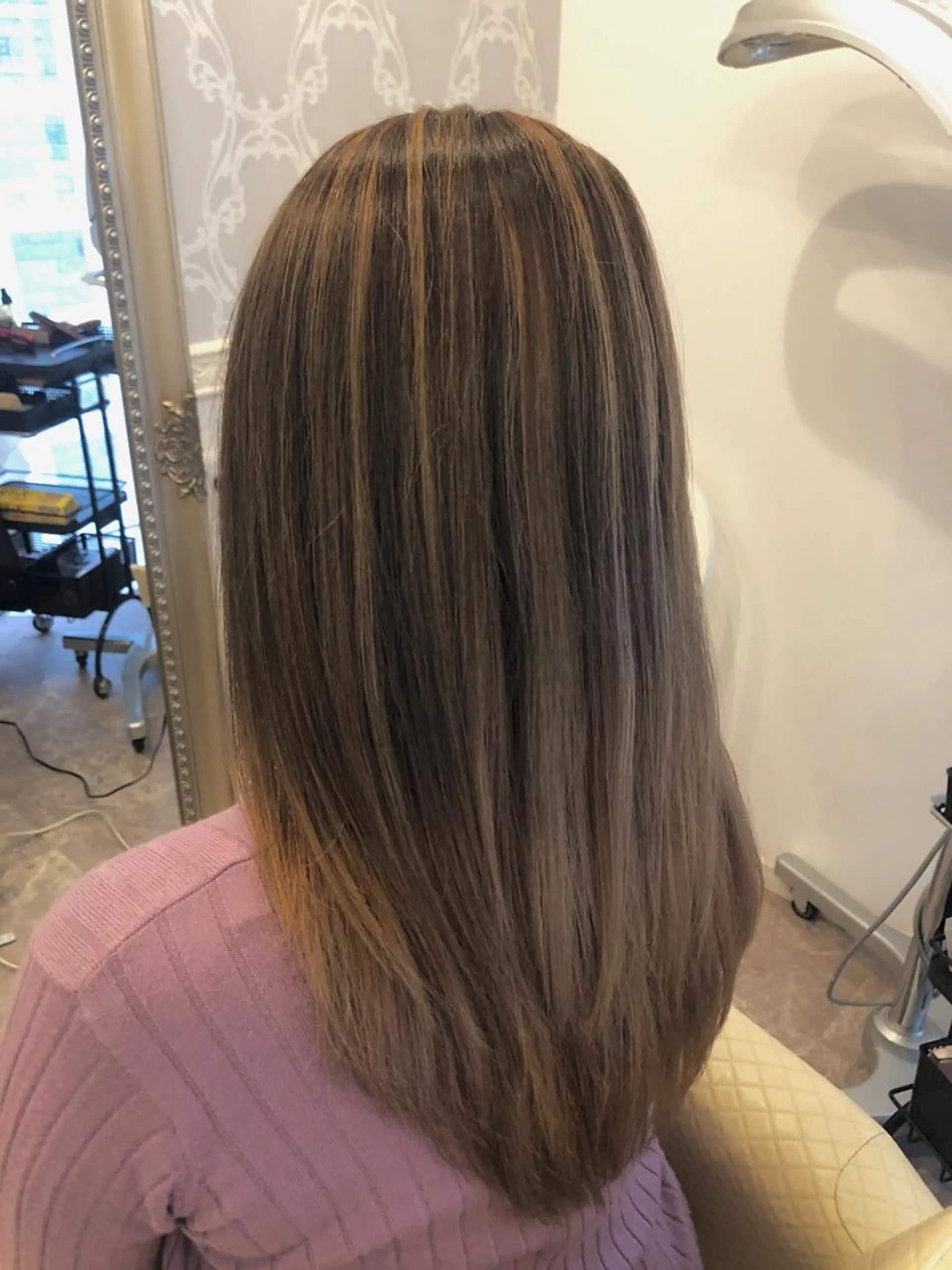 ロング レイヤーカット La.fleur ラ.フルールのヘアスタイル