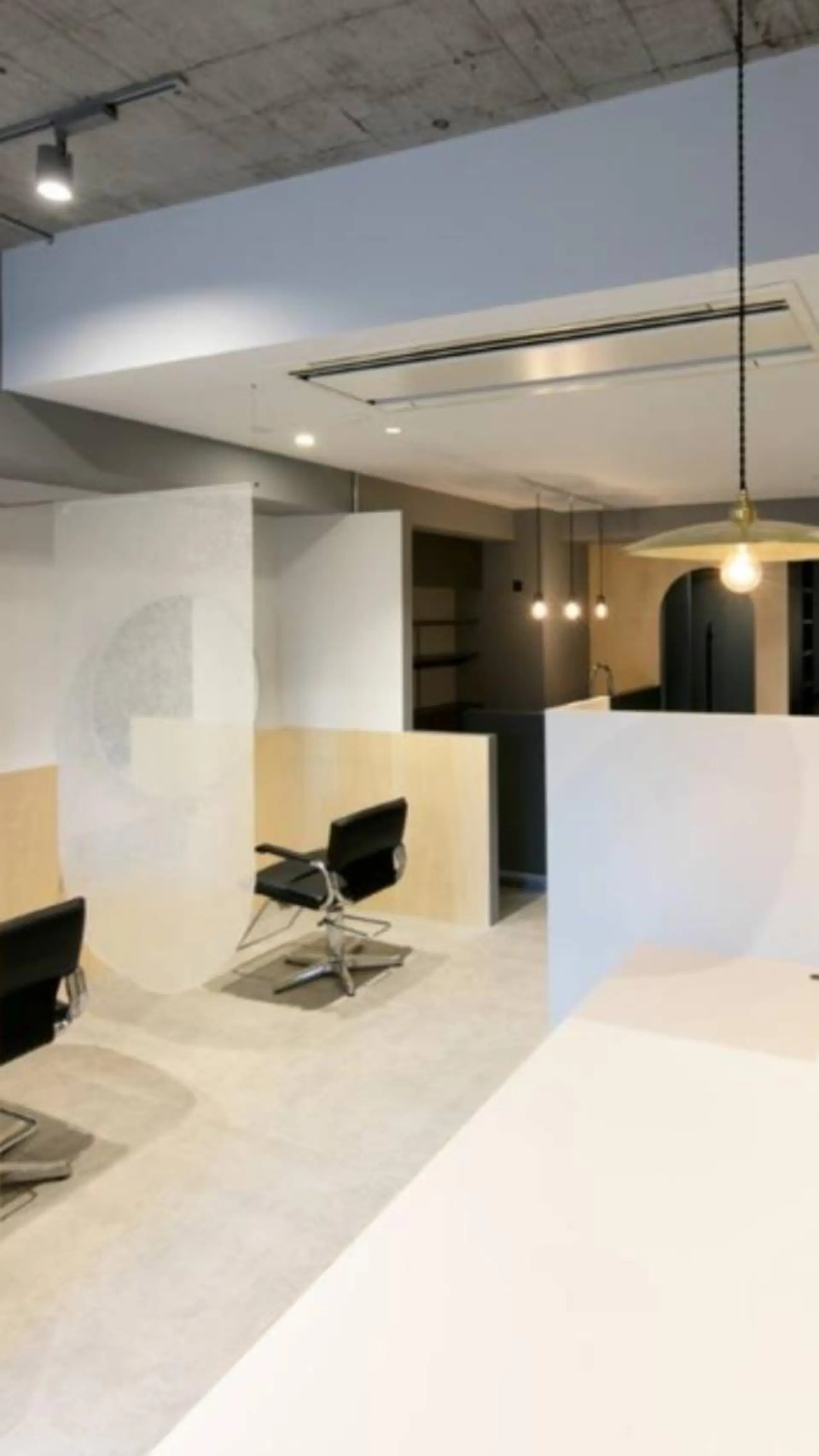 カラー AMRITA 三鷹所属・都築 菜美のヘアスタイル