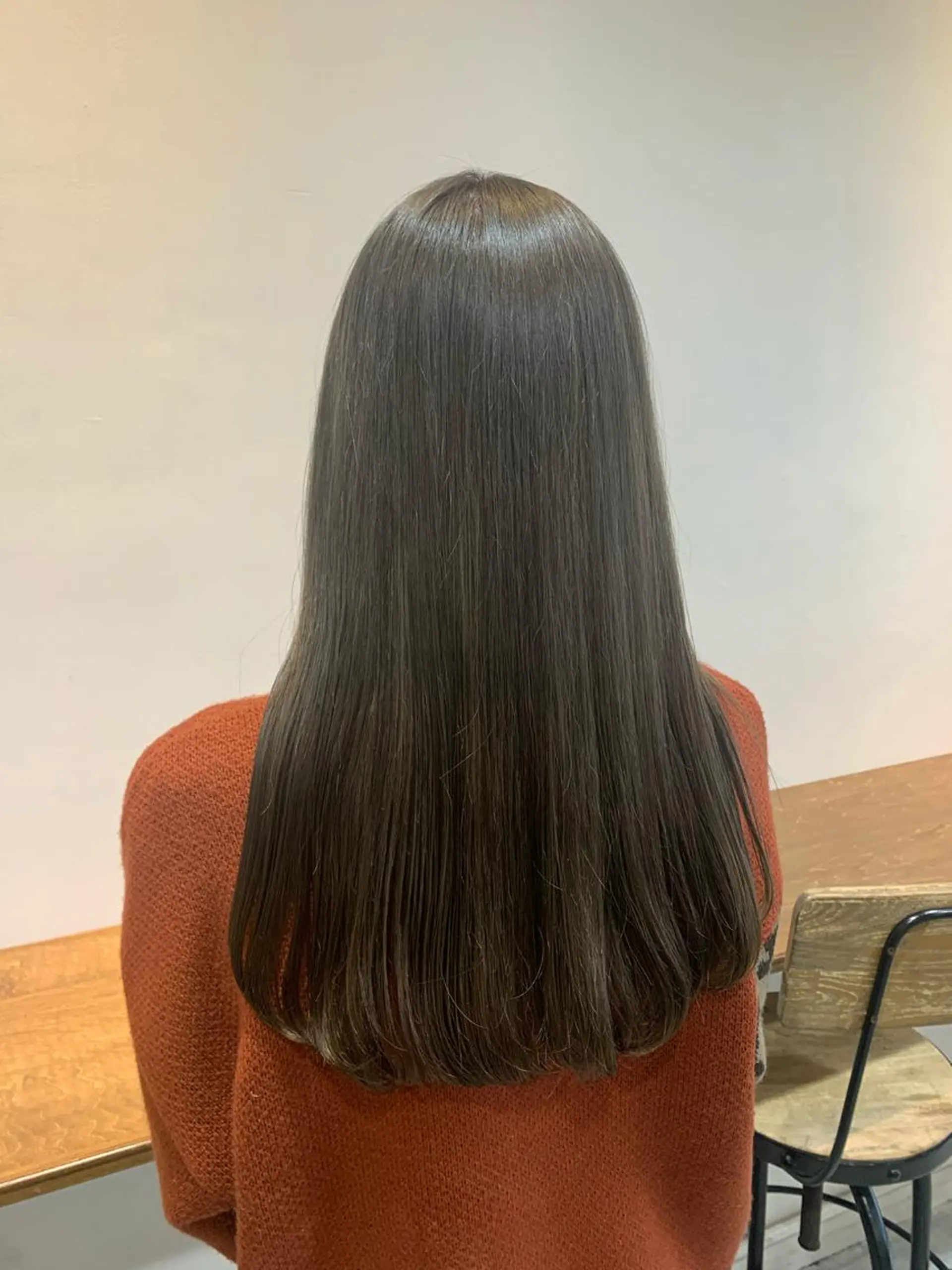 ロング カラー ハイトーン/レイヤー 💜Akaneのヘアスタイル