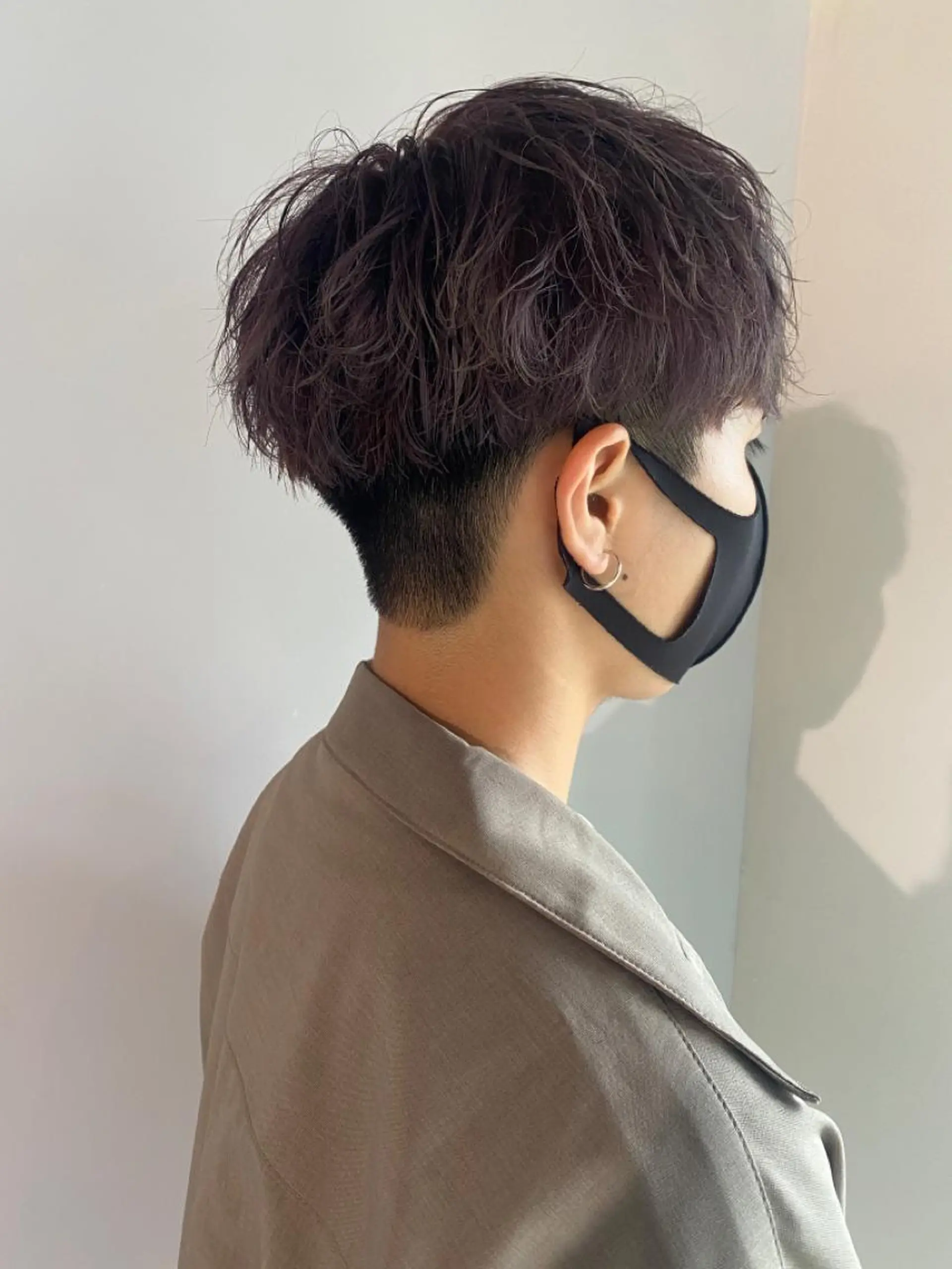 ショート カラー パーマ メンズ メンズハイライト メンズインナーカラー メンズパーマ アクアカラー ダブルカラー カット ヘアカラー トリートメント ☀️Luana☀️ 公式/大通のヘアスタイル