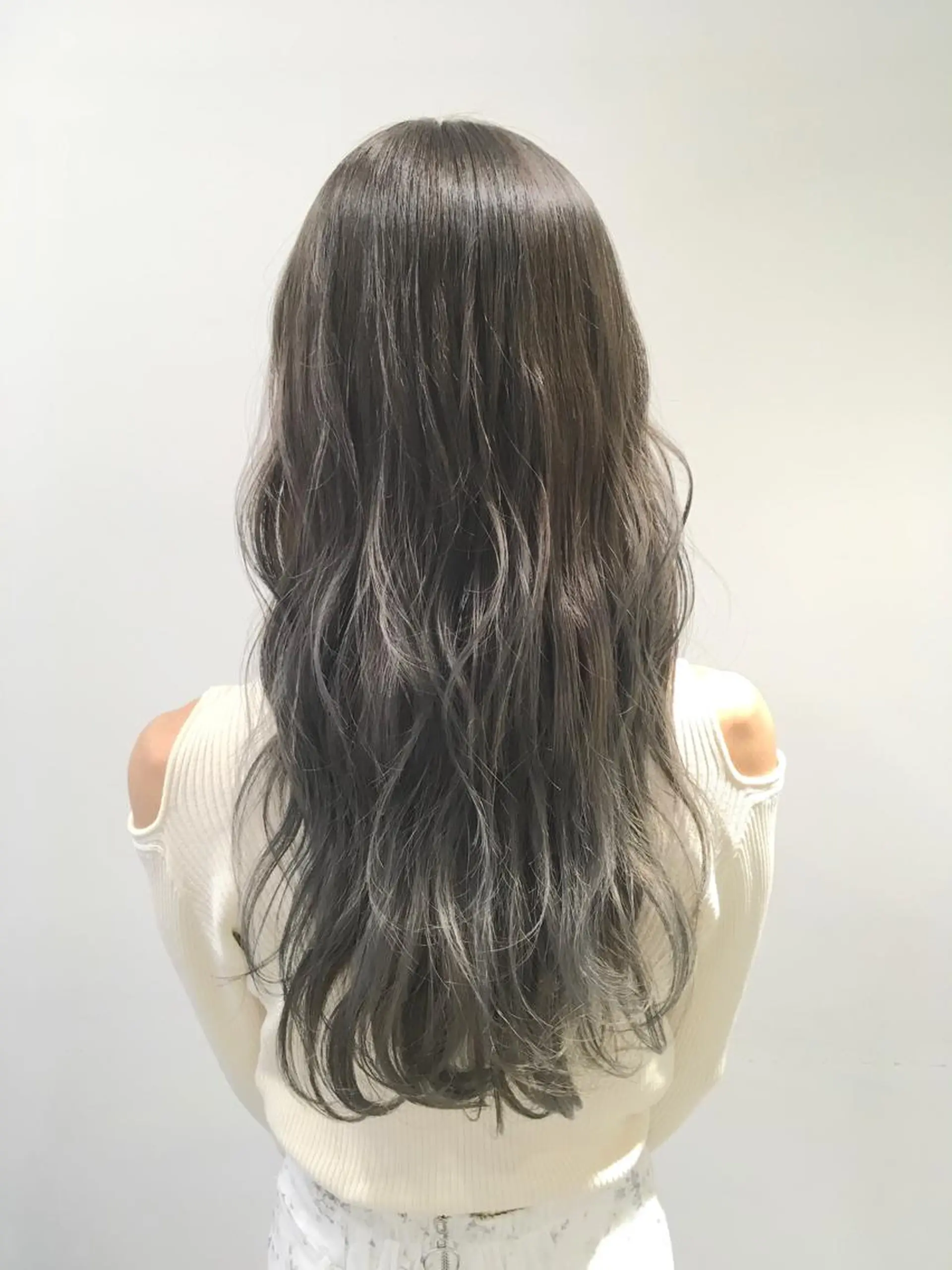 ロング カラー グレージュ ヘアカラー トリートメント ヘアセット yoshi ☆のヘアスタイル