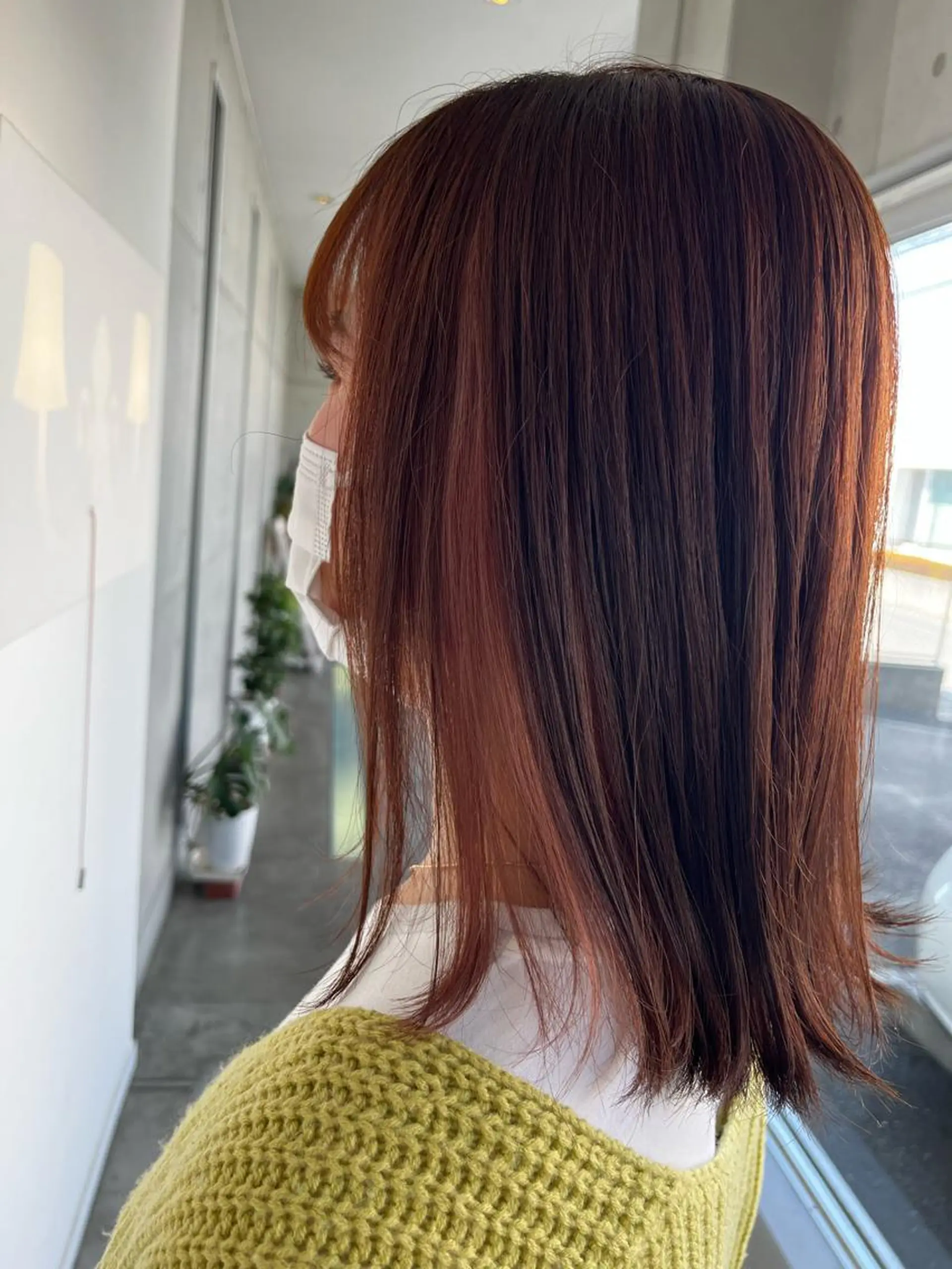 ミディアム ピンクブラウン おせ ちさとのヘアスタイル
