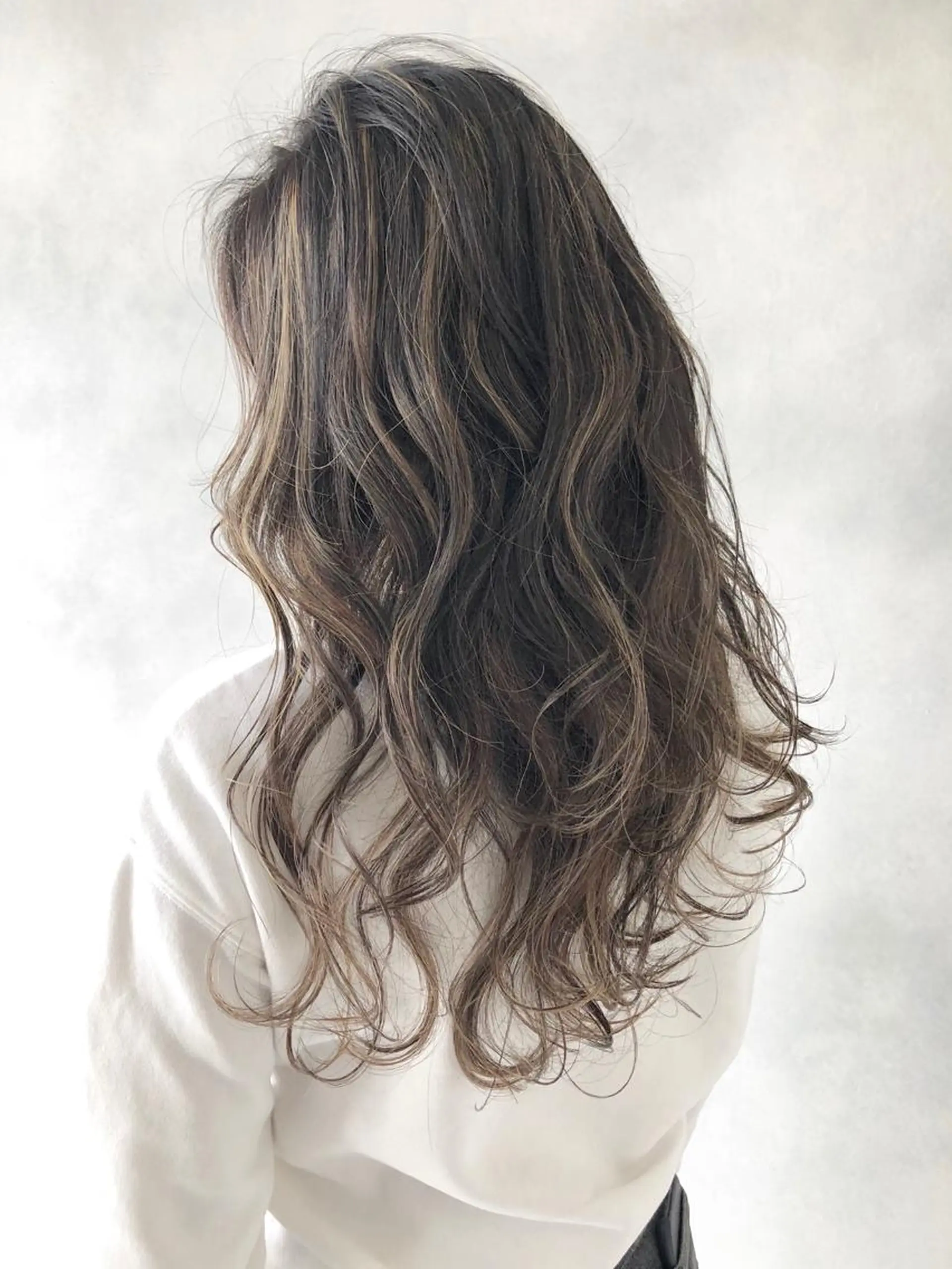 ロング ヘアカラー トリートメント 小澤大輔 YOLO hairのヘアスタイル