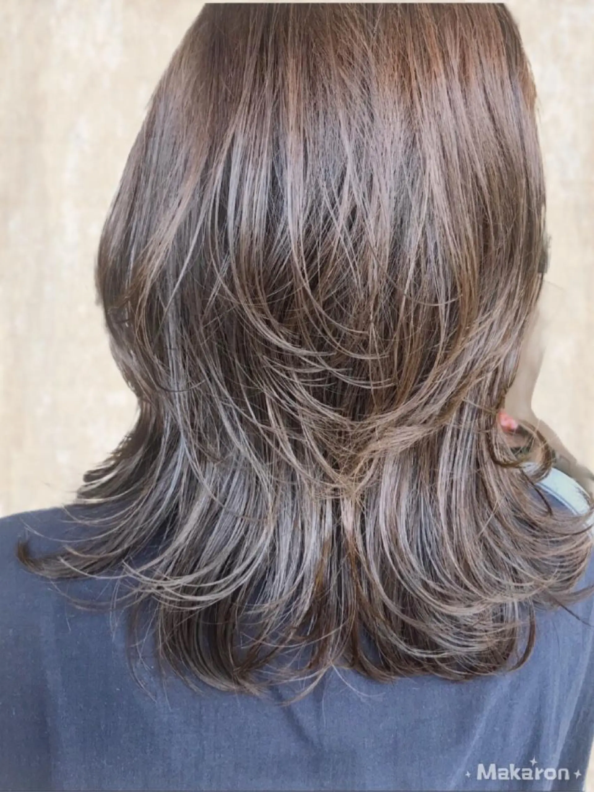 ミディアム カラー ミディアムレイヤー アッシュ レイヤーカット hair works raptureのヘアスタイル