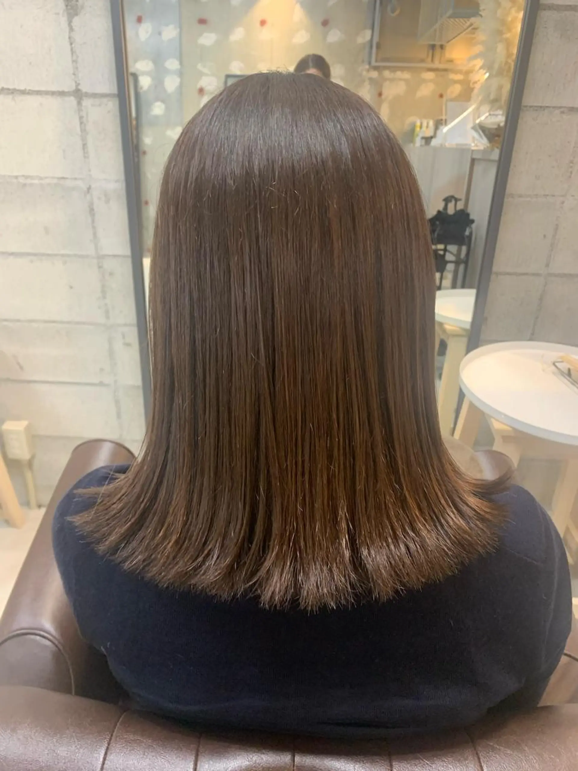 ミディアム 品川 美和のヘアスタイル