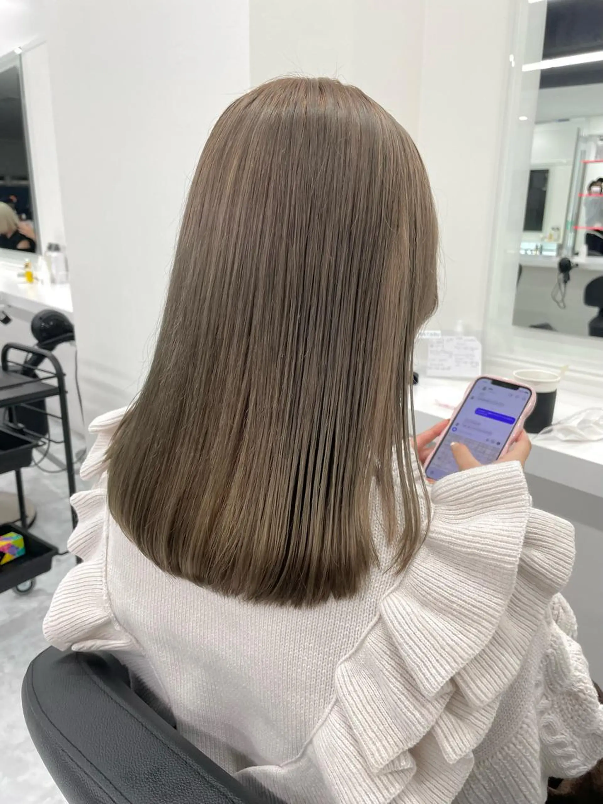 セミロング カラー 渋谷人気1位✨カラー 縮毛、髪質改善のヘアスタイル