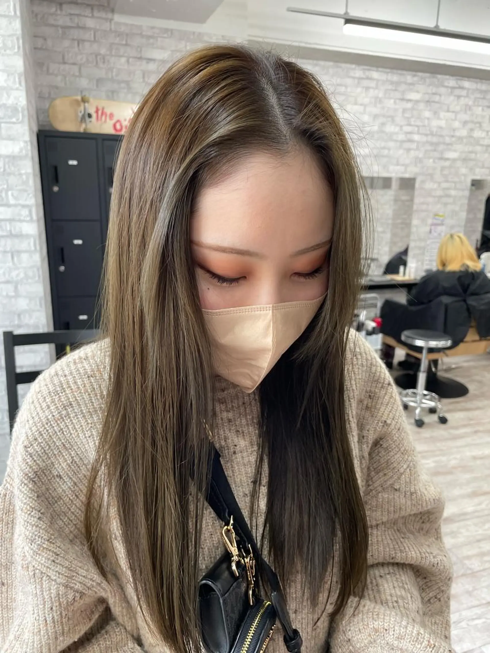 ロング カラー パーマ ヘアアレンジ メンズ キッズ ネイル マツエク・マツパ アイブロウ メンズバレイヤージュ メンズブリーチ メンズハイライト メンズハイトーン メンズインナーカラー ヘアカラー トリートメント 歩くパワースポット 🦋KAHOのヘアスタイル