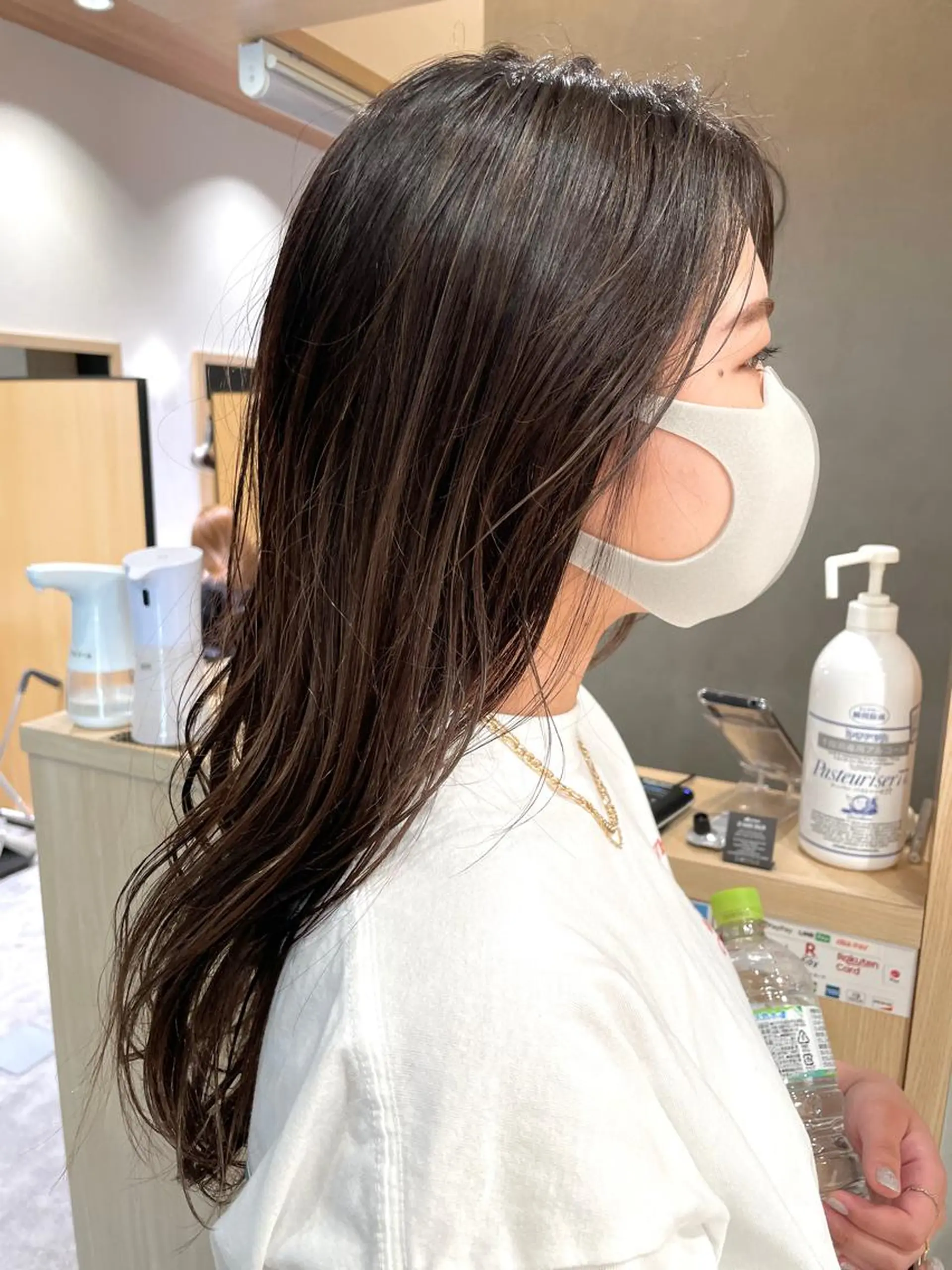 セミロング カラー ブリーチ ハイライトカラー ハイライト ヘアカラー トリートメント 城 健太郎 💎ハイトーンのヘアスタイル