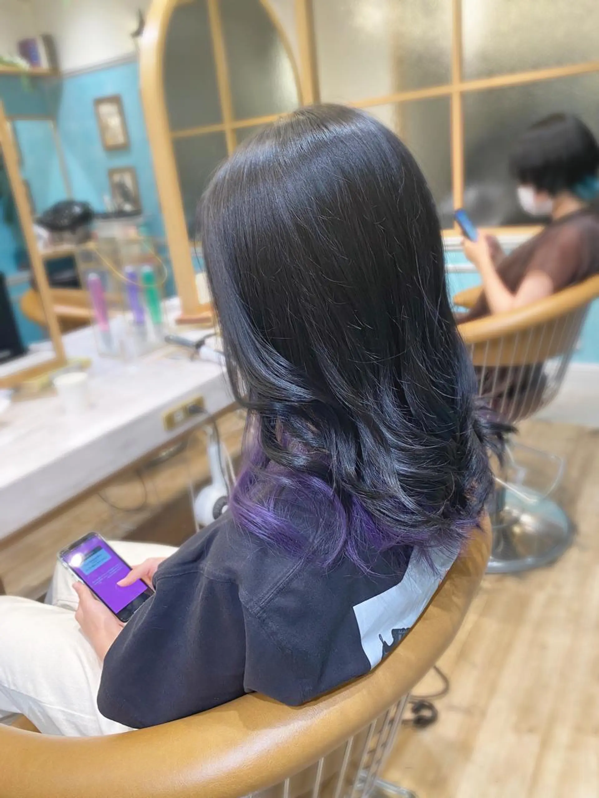 セミロング カラー 🌈ブリーチ特化🌈 MINATOのヘアスタイル