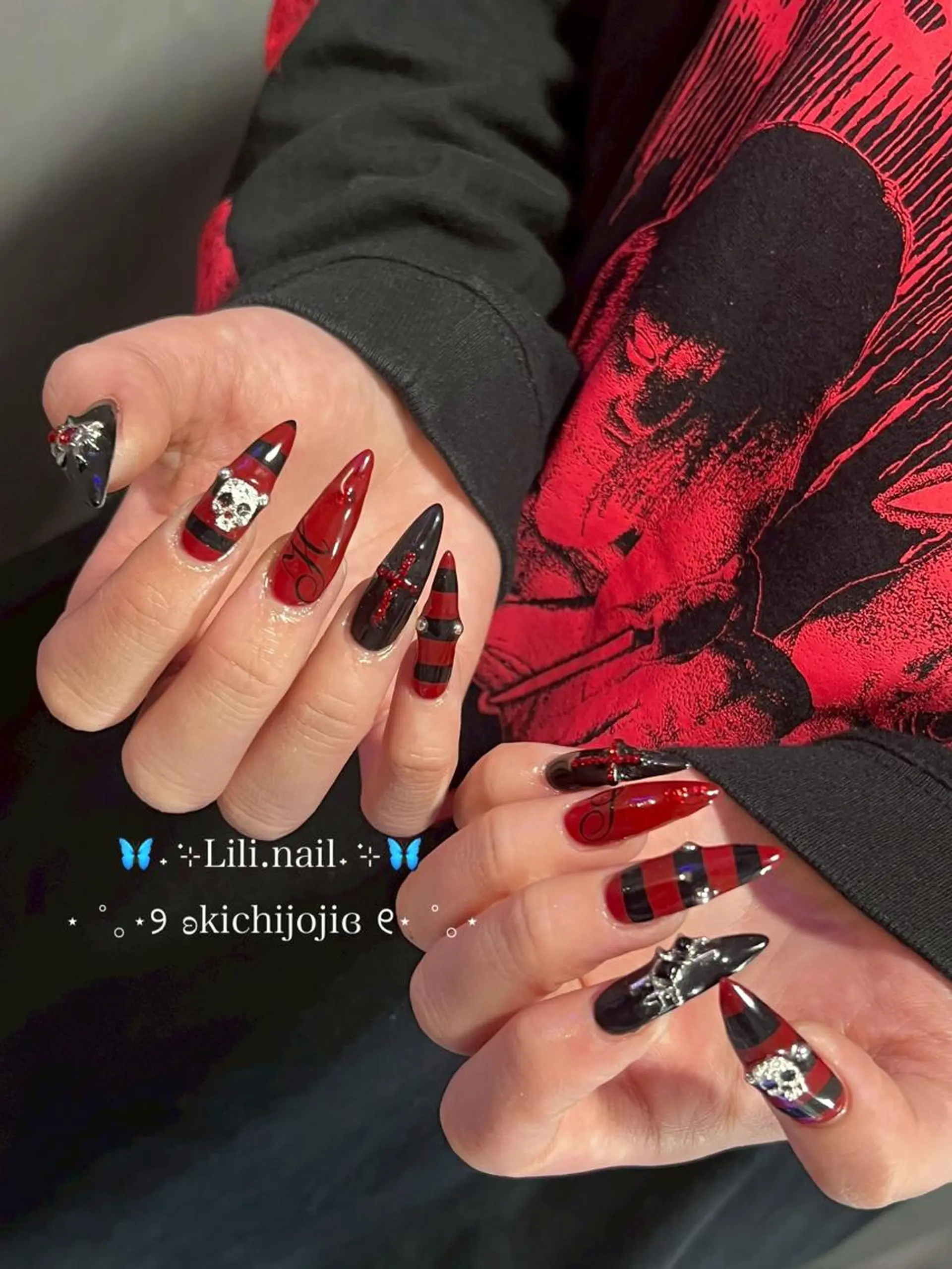 ネイル ハンドネイル フットネイル lili.nail y2k/長さ出しのネイルデザイン