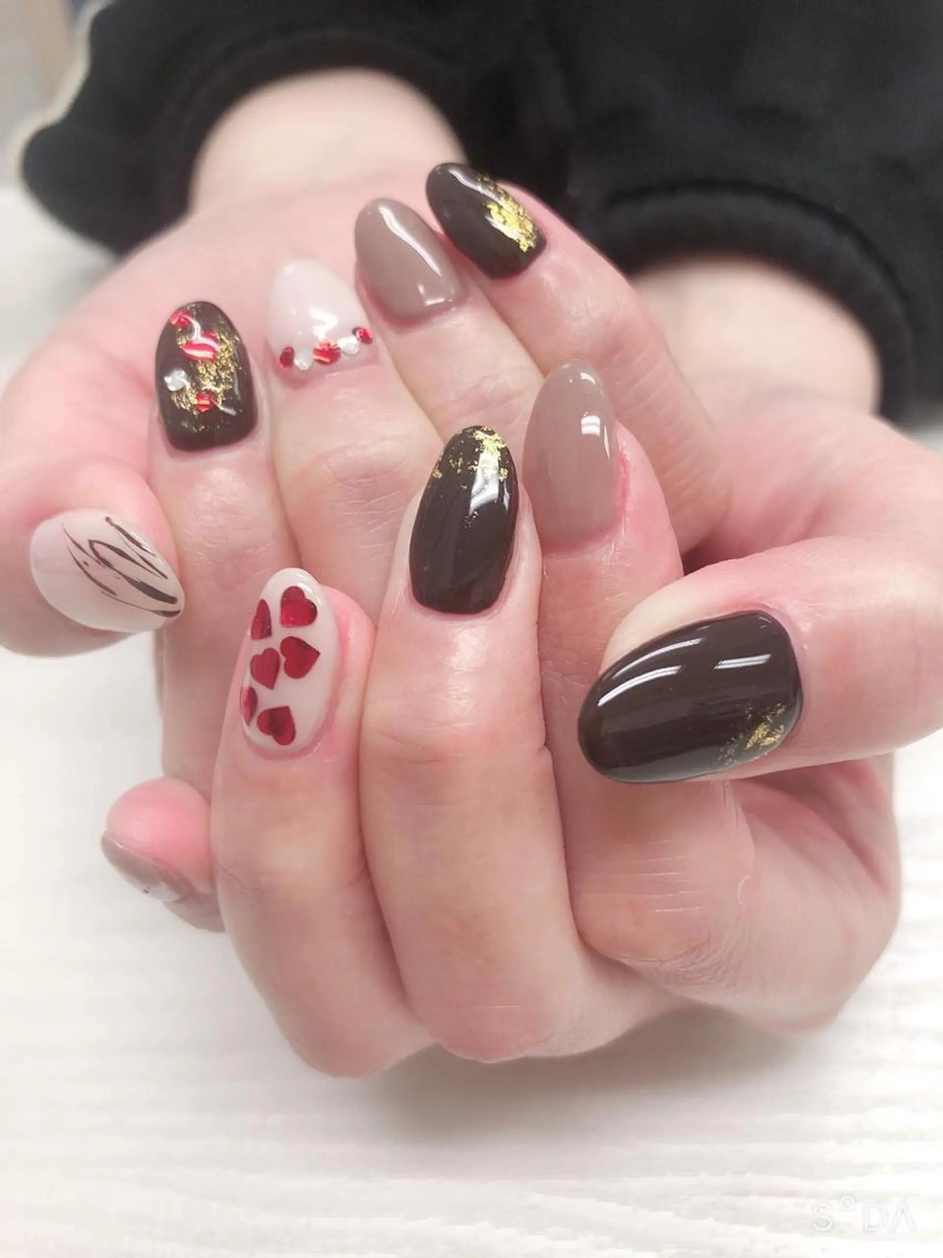 ネイル バレンタイン 吉野✨ ネイルデザイナー✨のネイルデザイン