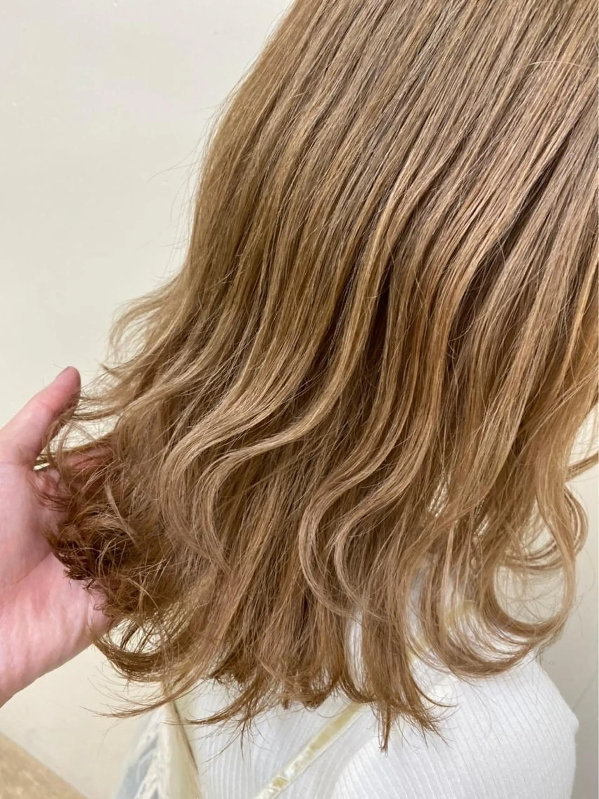 ミディアム ヘアカラー トリートメント ヘッドスパ 透明感♡グレージュ ♡ミルクティー♡のヘアスタイル
