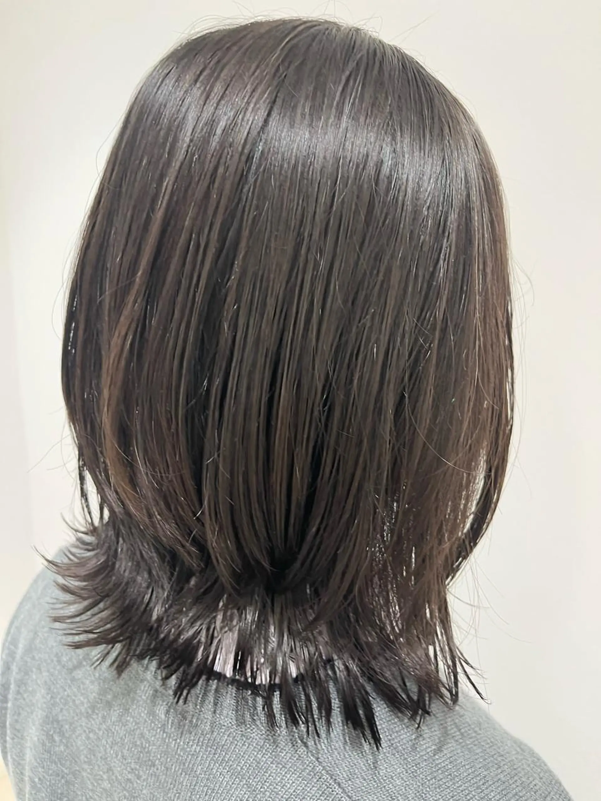 ミディアム ウルフカット カット 🐺ウルフ× ハイトーン🐺MOEのヘアスタイル