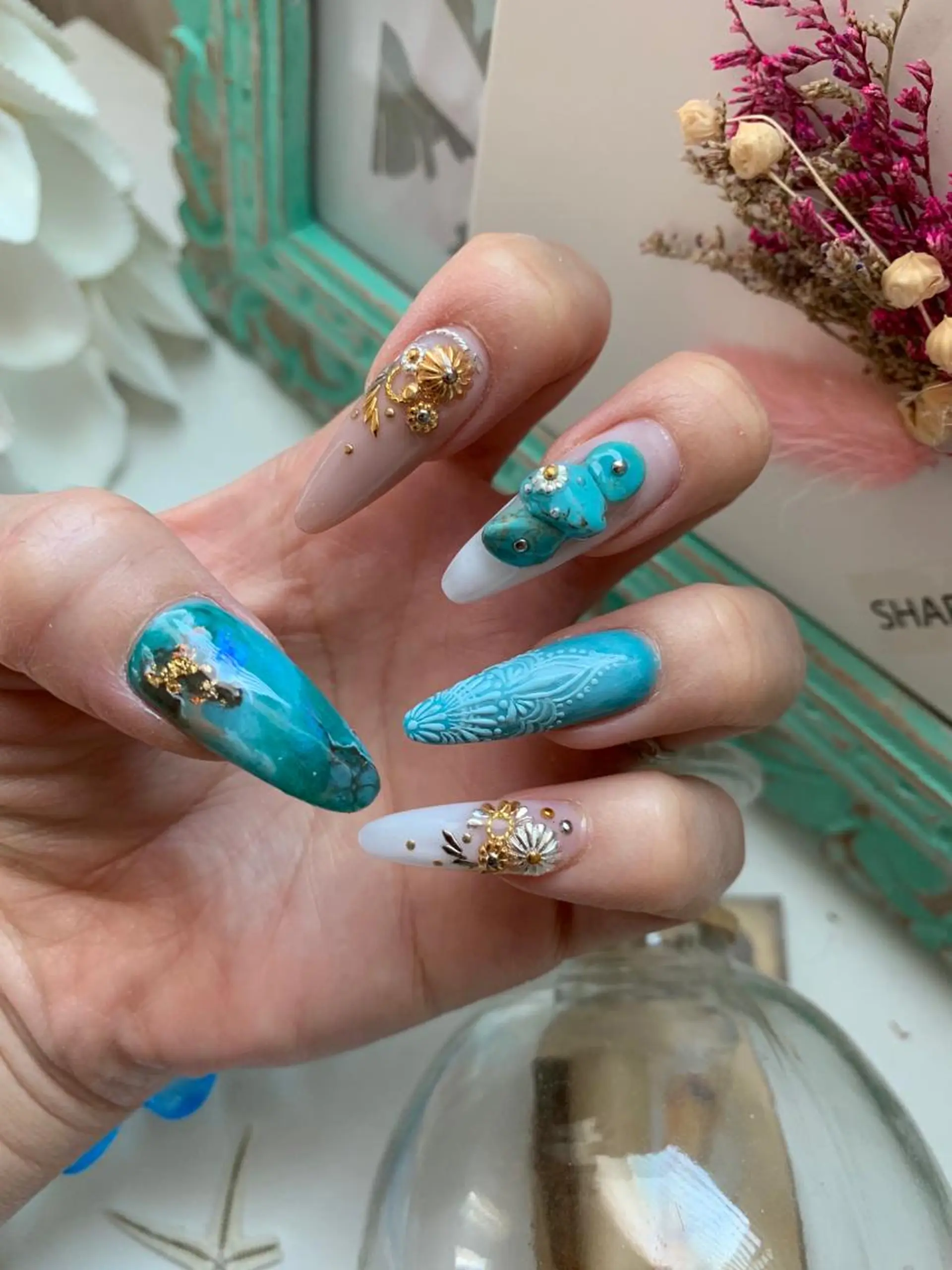 ネイル Nailsalon E's cafeのネイルデザイン