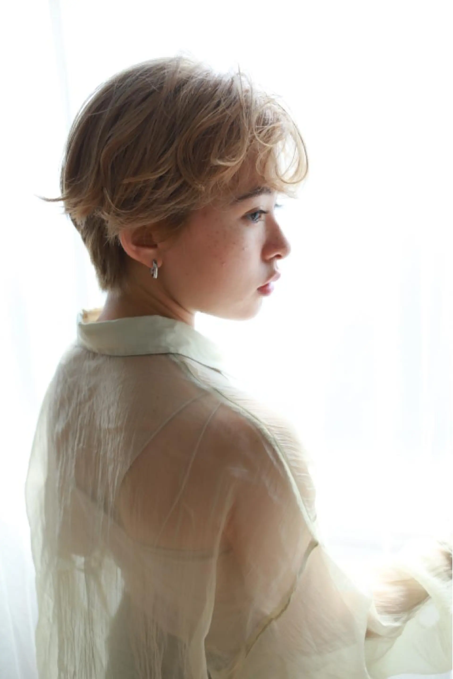 ショート カラー ブリーチカラー🌈 石垣翔太のヘアスタイル