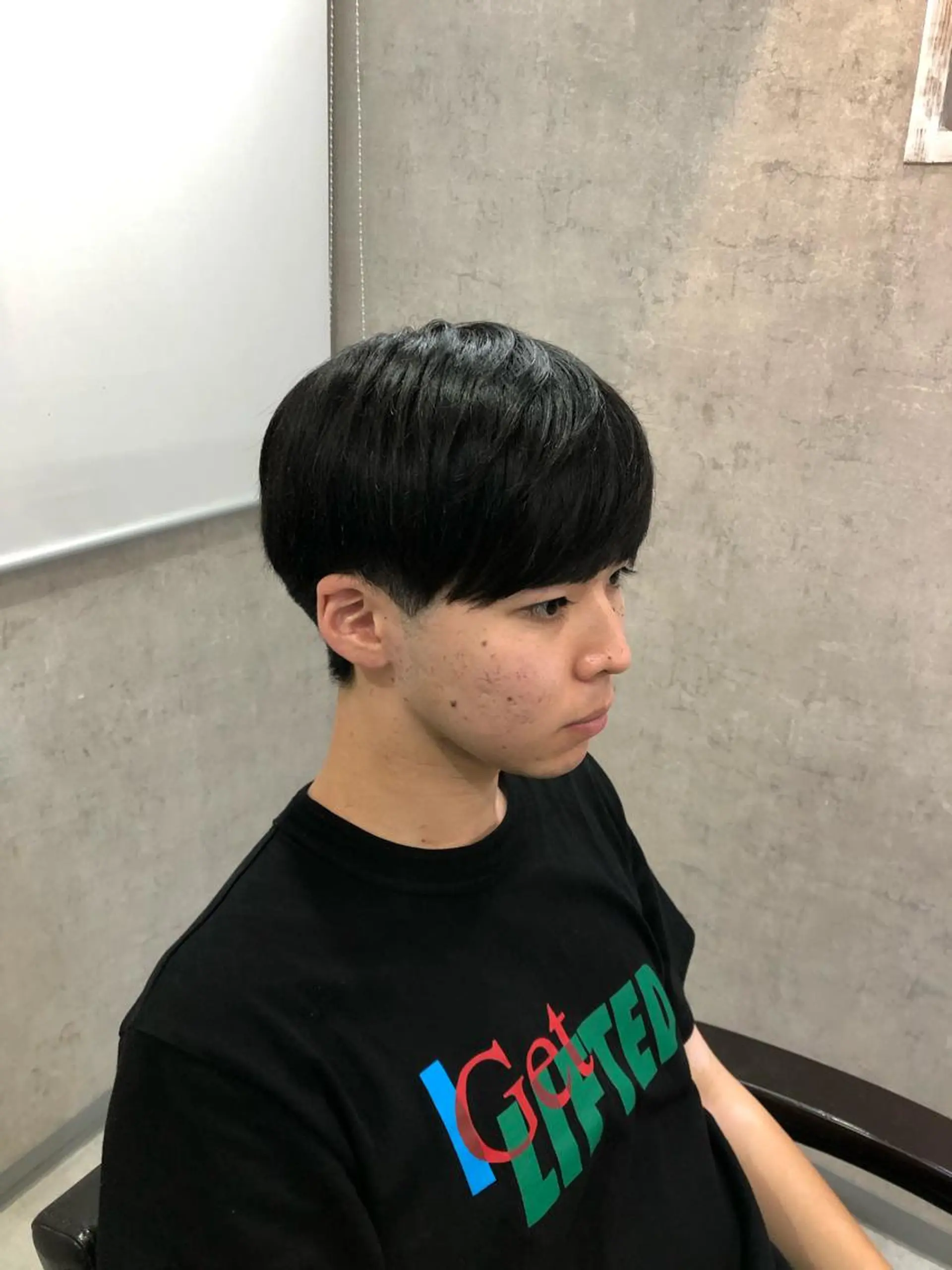 ショート メンズ 矢島颯哉/ハイトーン ブリーチカラー💎のヘアスタイル