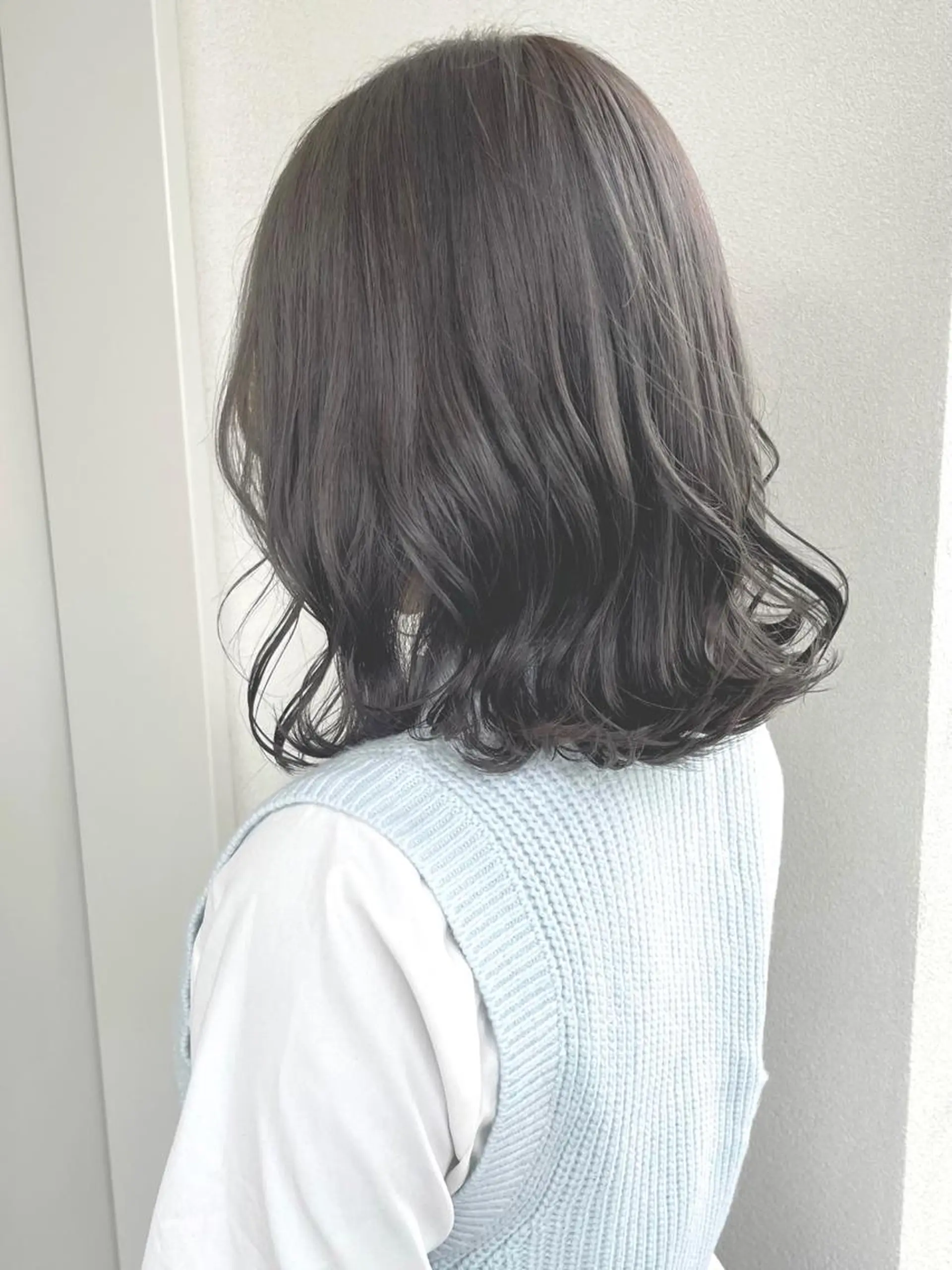 セミロング カラー ヘアアレンジ メンズ似合わせ🪞 副店長 kotoriのヘアスタイル