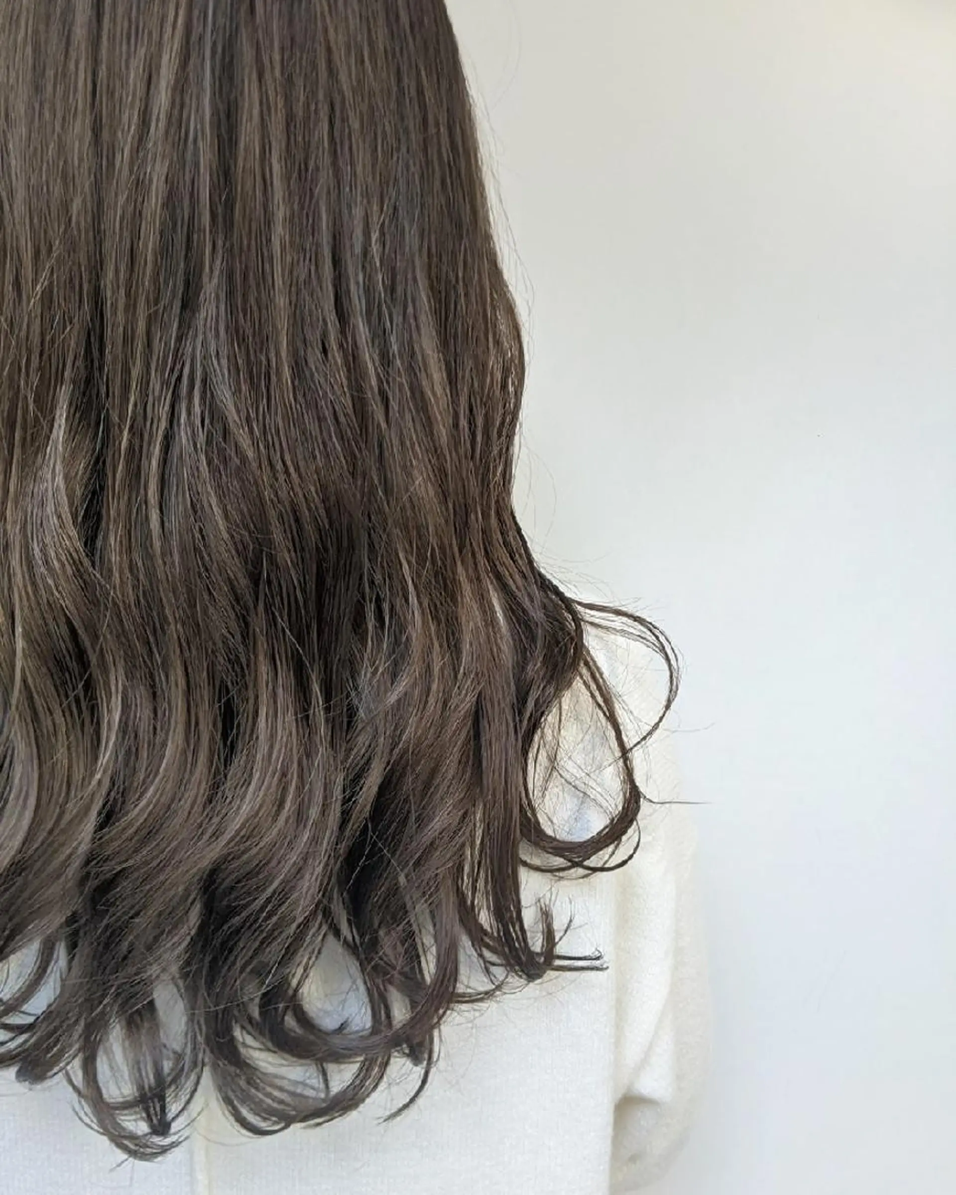 ロング カラー ヘアアレンジ カット ヘアカラー トリートメント mowen RUIのヘアスタイル