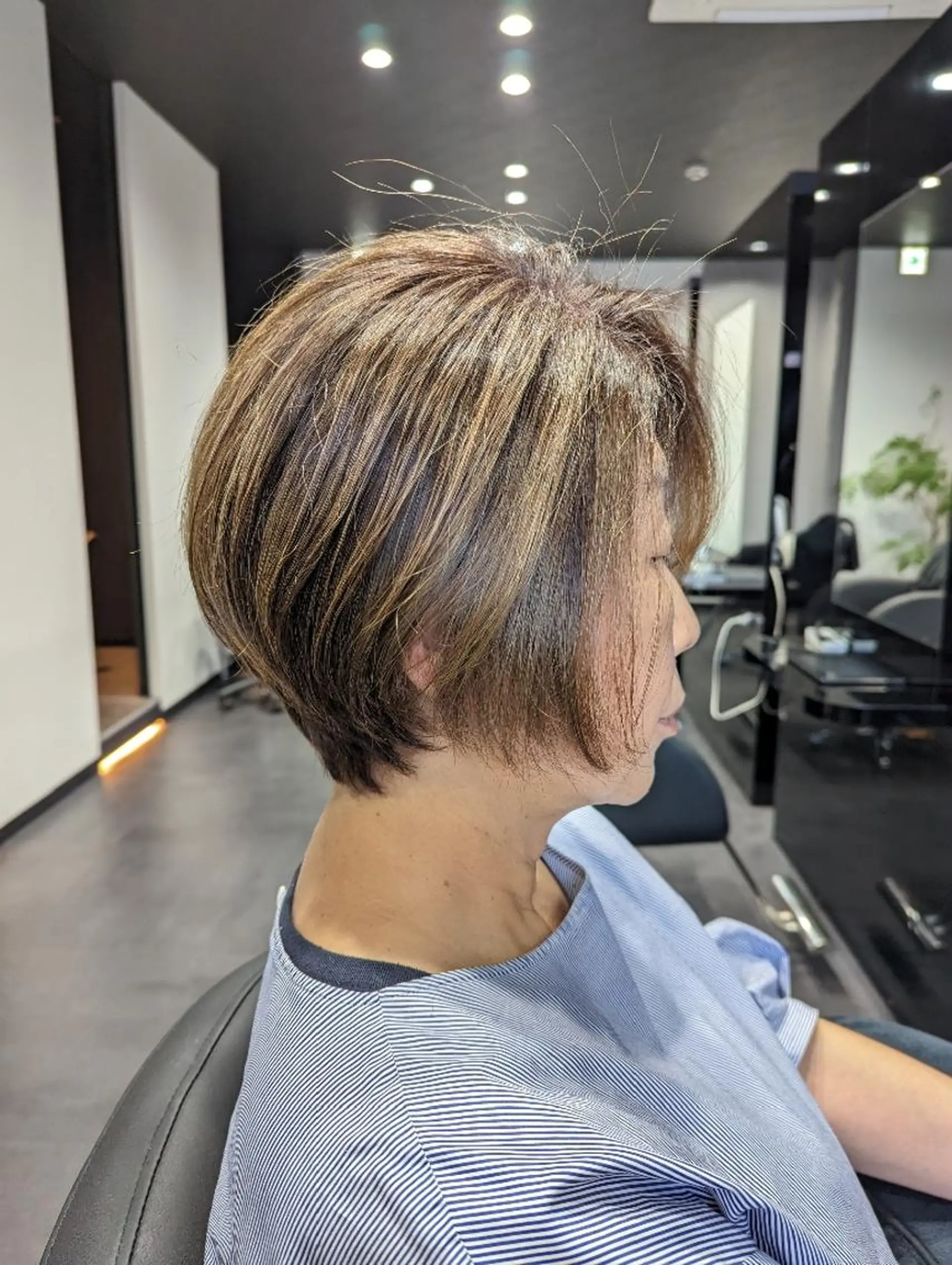 ショート カラー パーマ 久保田 優作のヘアスタイル