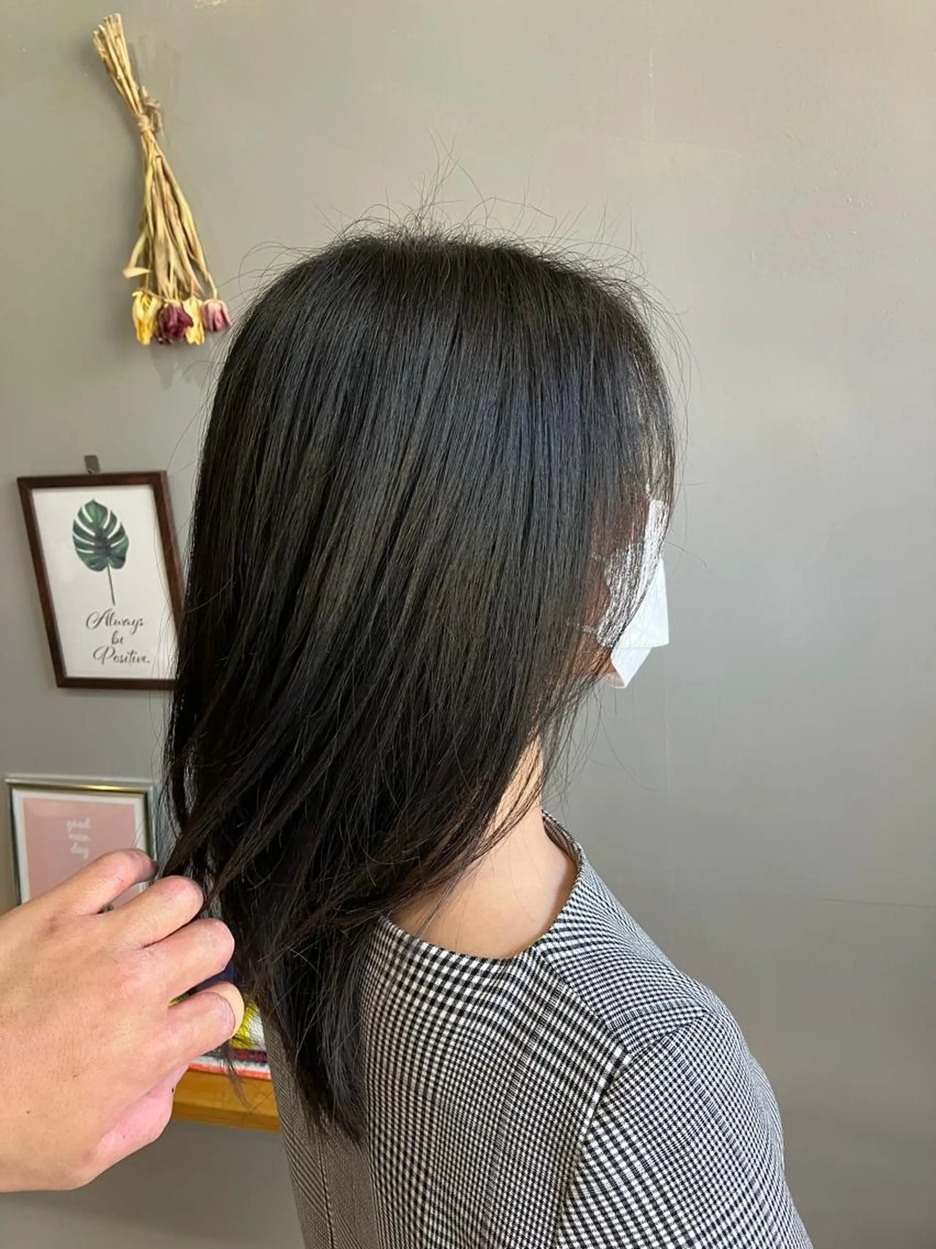 ミディアム 渡辺俊介 暗髪カラー /美髪矯正/髪質改善のヘアスタイル