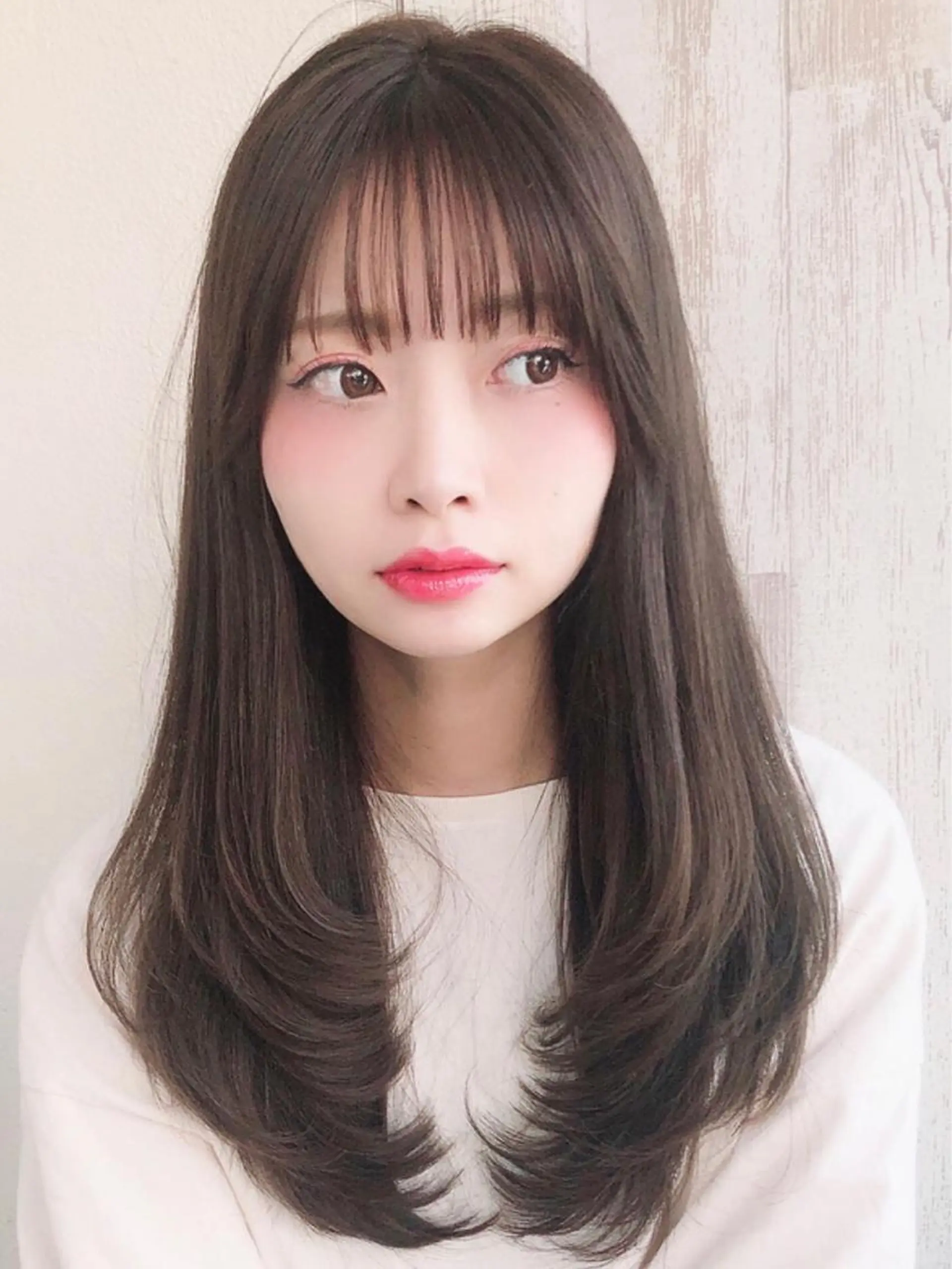 ロング ブリーチなし 透明感カラー/艶髪のヘアスタイル