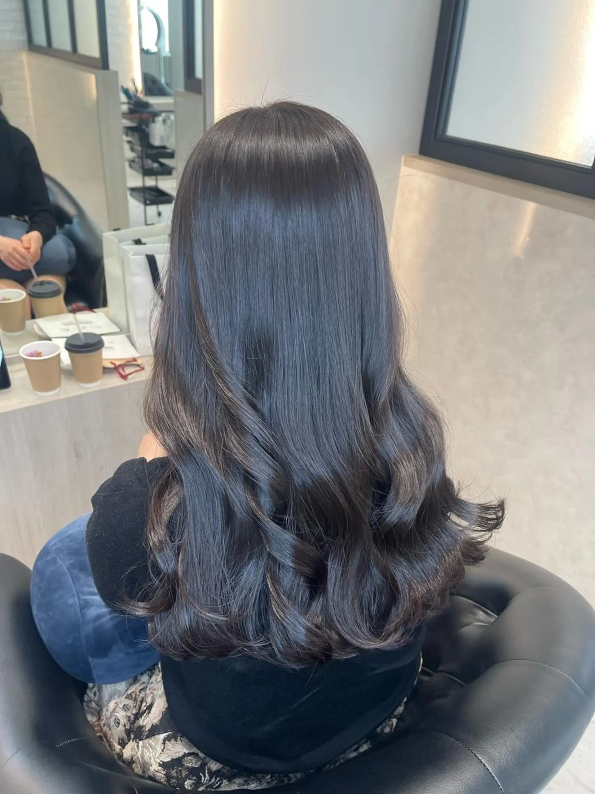 ロング カラー カット ヘアカラー トリートメント emi/髪質改善/ 韓国風/艶カラーのヘアスタイル