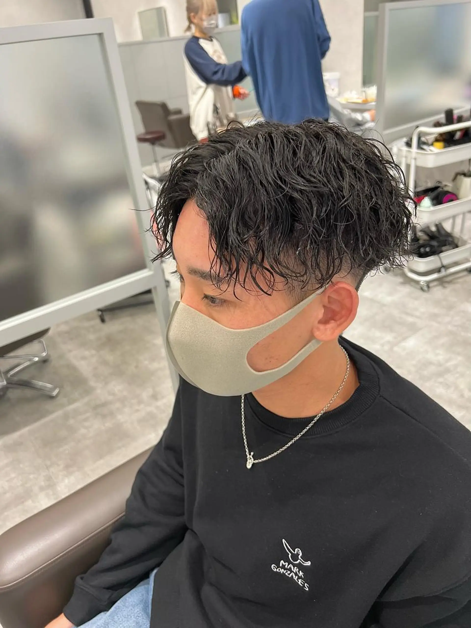 ショート カラー パーマ 関西センターパート メンズモデル募集のヘアスタイル