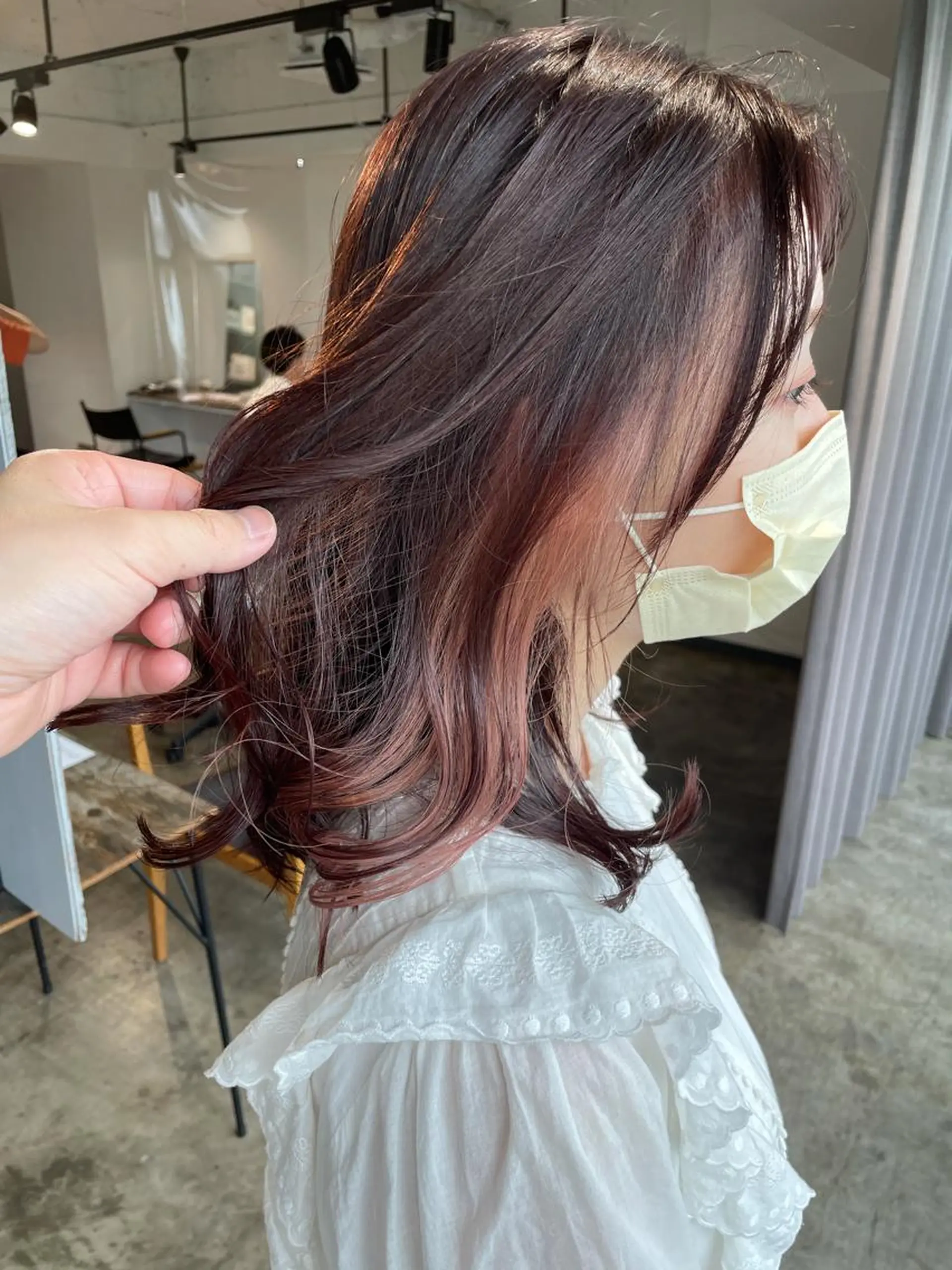 セミロング ヘアカラー トリートメント ハイトーン/レイヤー /ケアブリーチ石川治のヘアスタイル