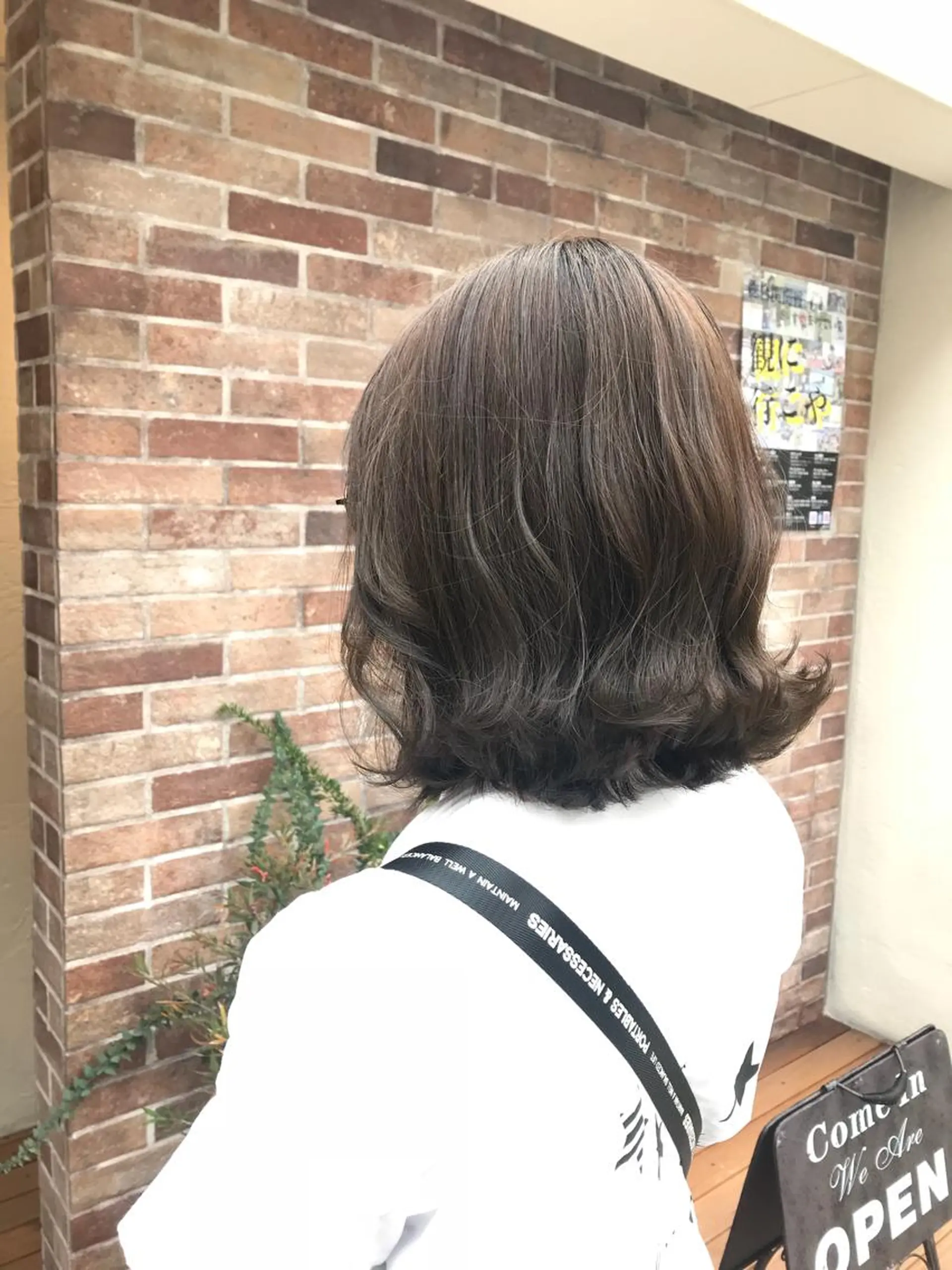 ミディアム カラー カット ヘアカラー トリートメント ルーチェヘアー 北摂エリアNo.1のヘアスタイル