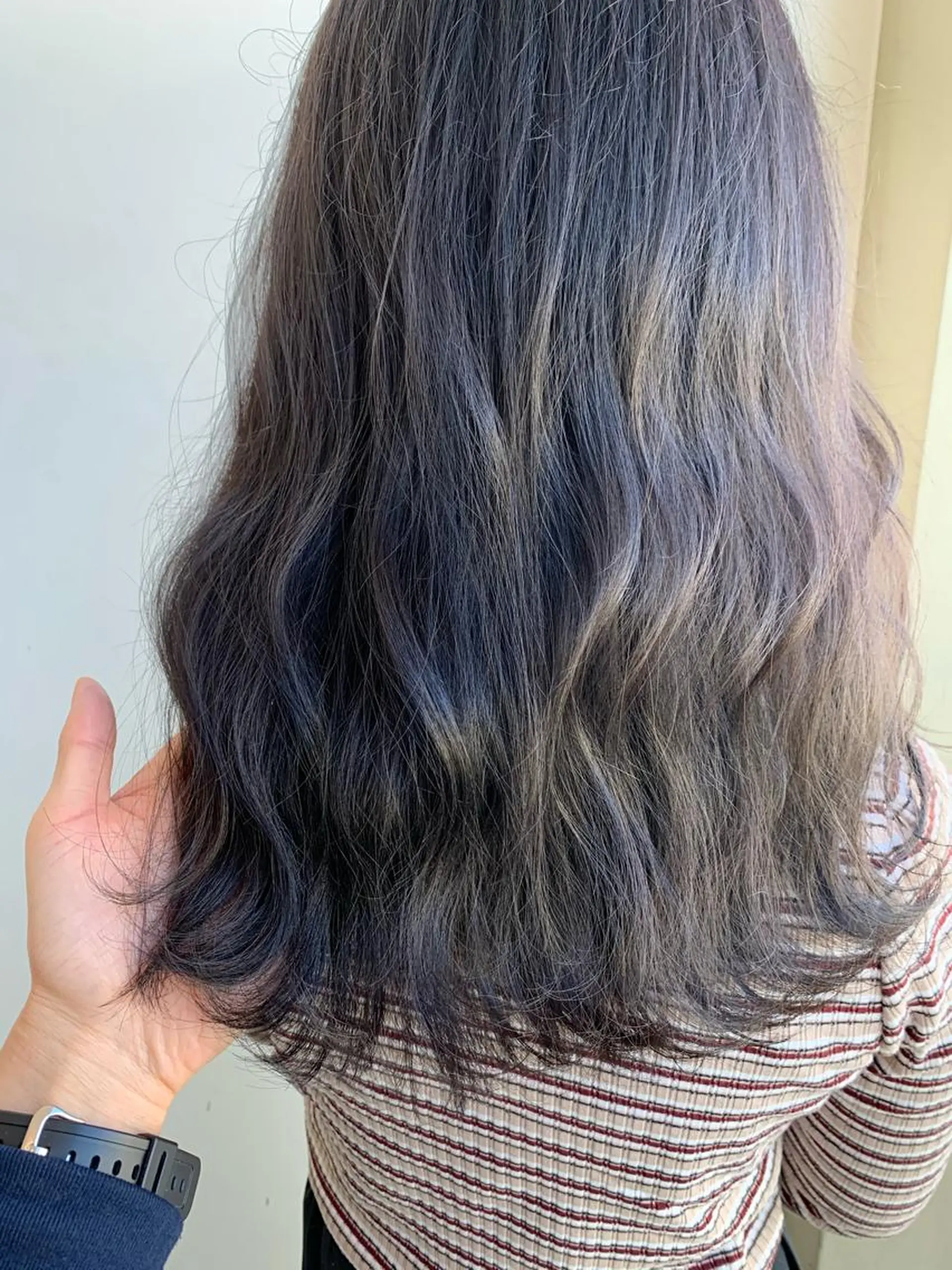 セミロング カラー 透明感カラー ヘアカラー トリートメント Beach 代表 KENTAのヘアスタイル