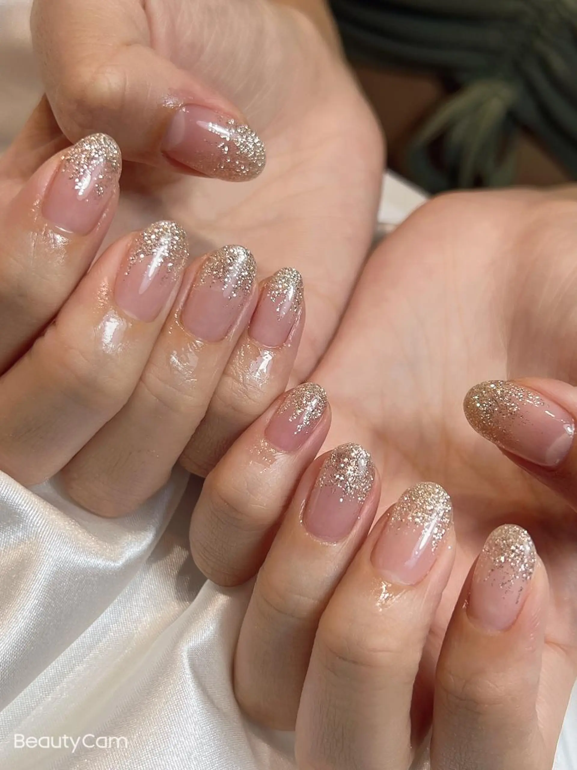 ネイル グラデーション ラメ(グリッター) ラメグラデーション bijou nails　蓮のネイルデザイン