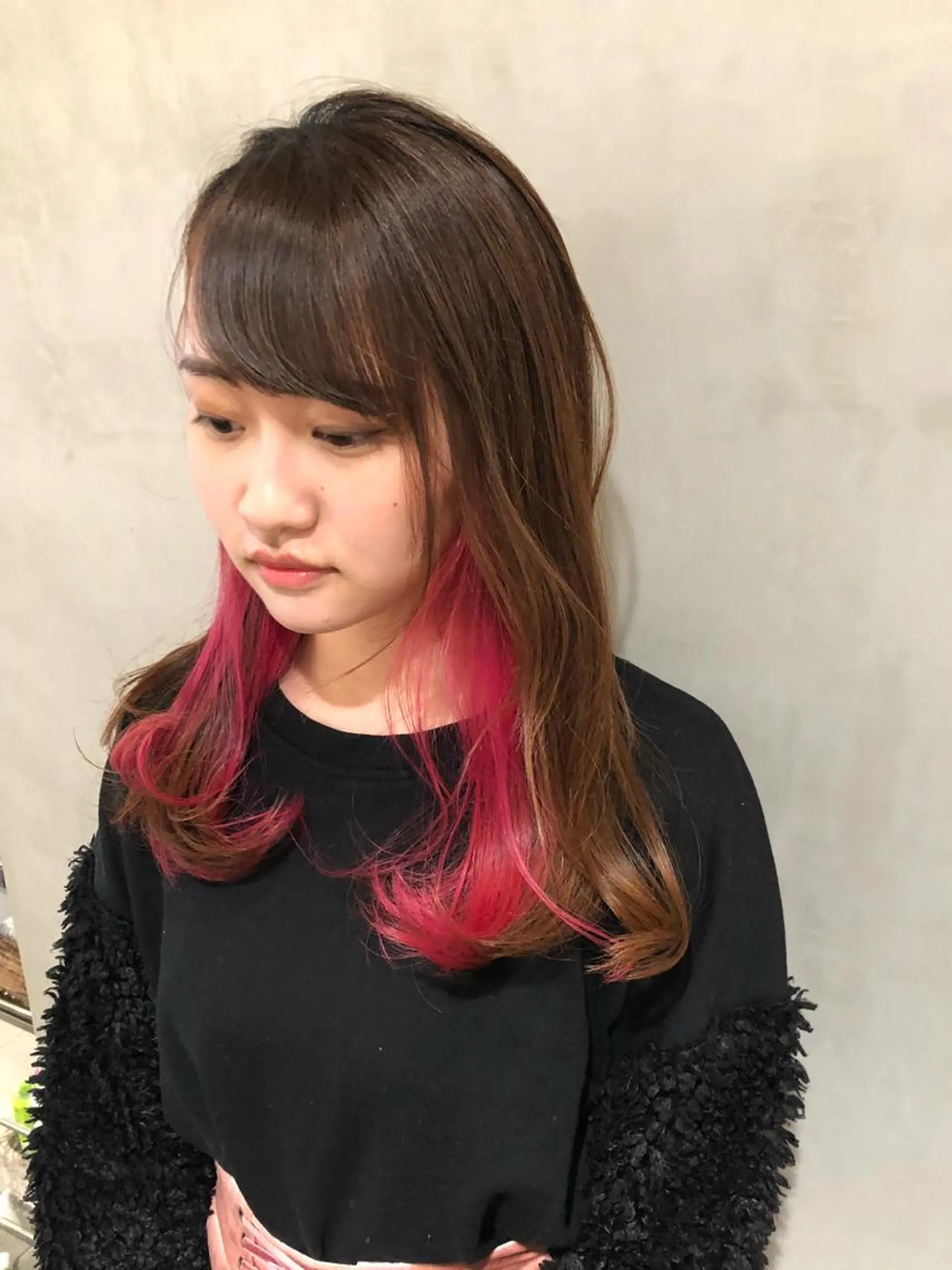 ミディアム カット ヘアカラー トリートメント 大西 直人のヘアスタイル
