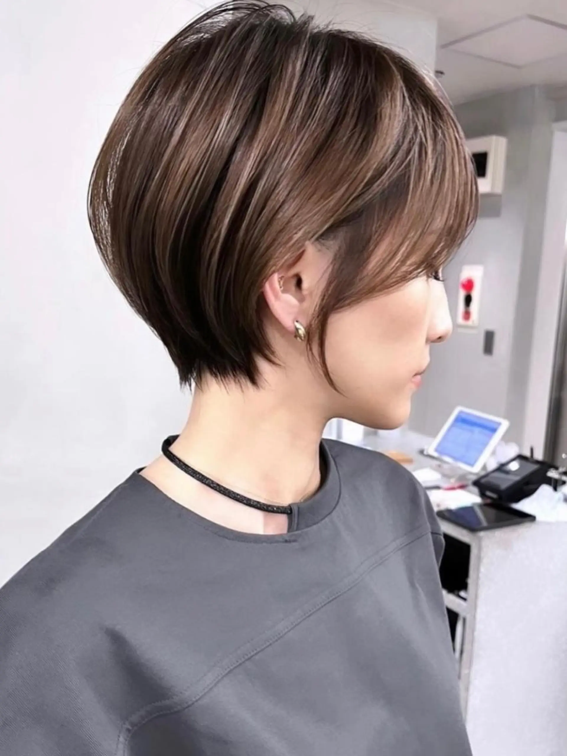 ショート ハイライト ショートヘア SIGN店長中村 レイヤーカット募集のヘアスタイル