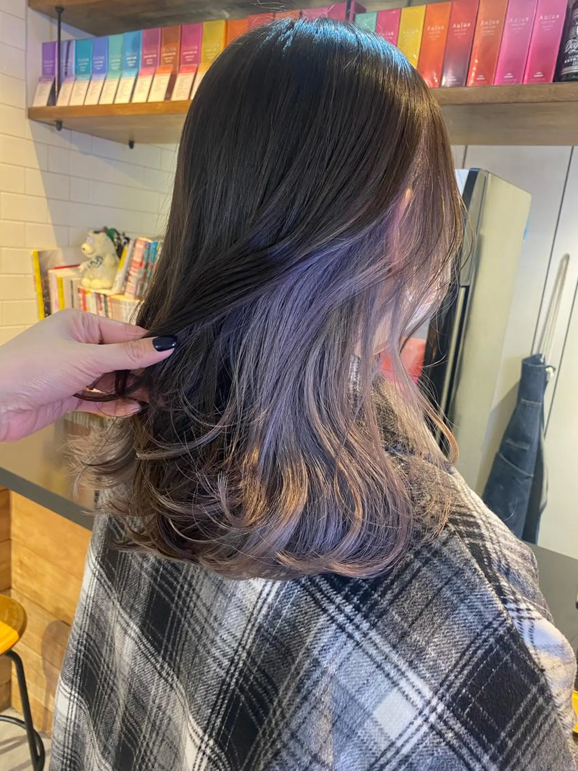 ミディアム カラー ブリーチ グレージュ ラベンダーカラー ラベンダーグレージュ ラベンダーグレー カット ヘアカラー トリートメント scene. haraのヘアスタイル