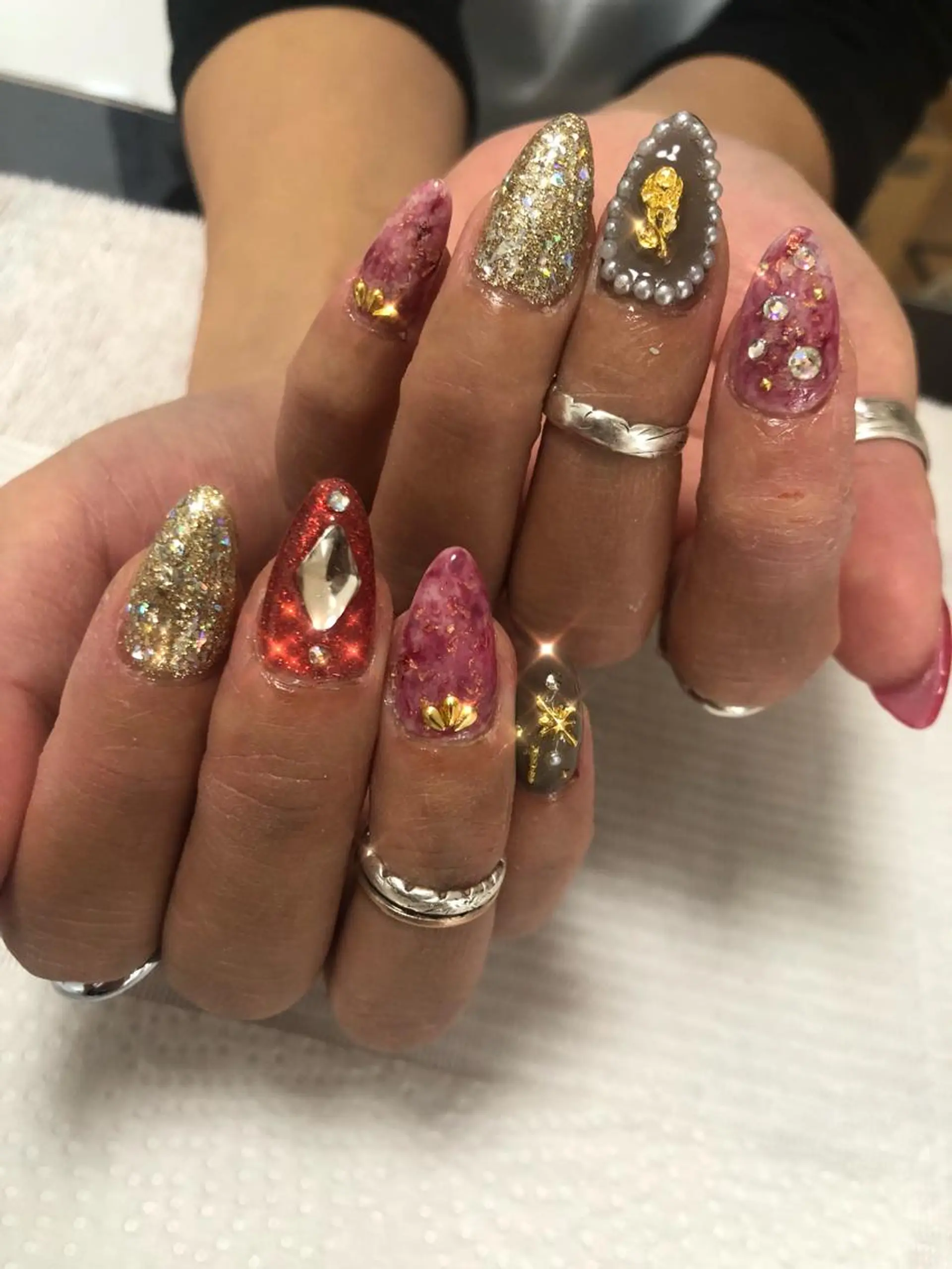 ネイル ハンドネイル 荒井 海輝のネイルデザイン