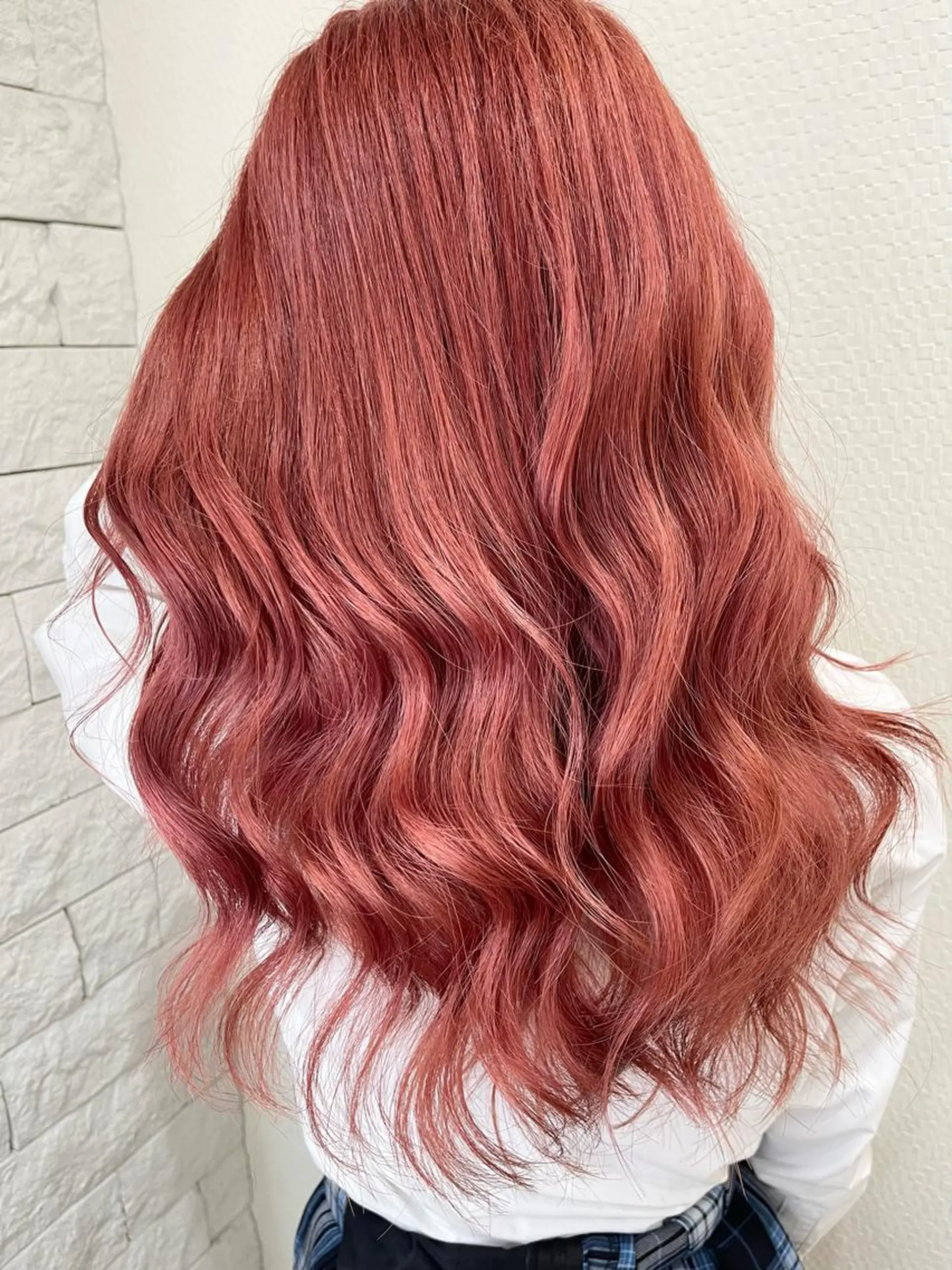 カラー ピンクカラー ヘアカラー 名古屋のピンク好き かずくん🦩のヘアスタイル