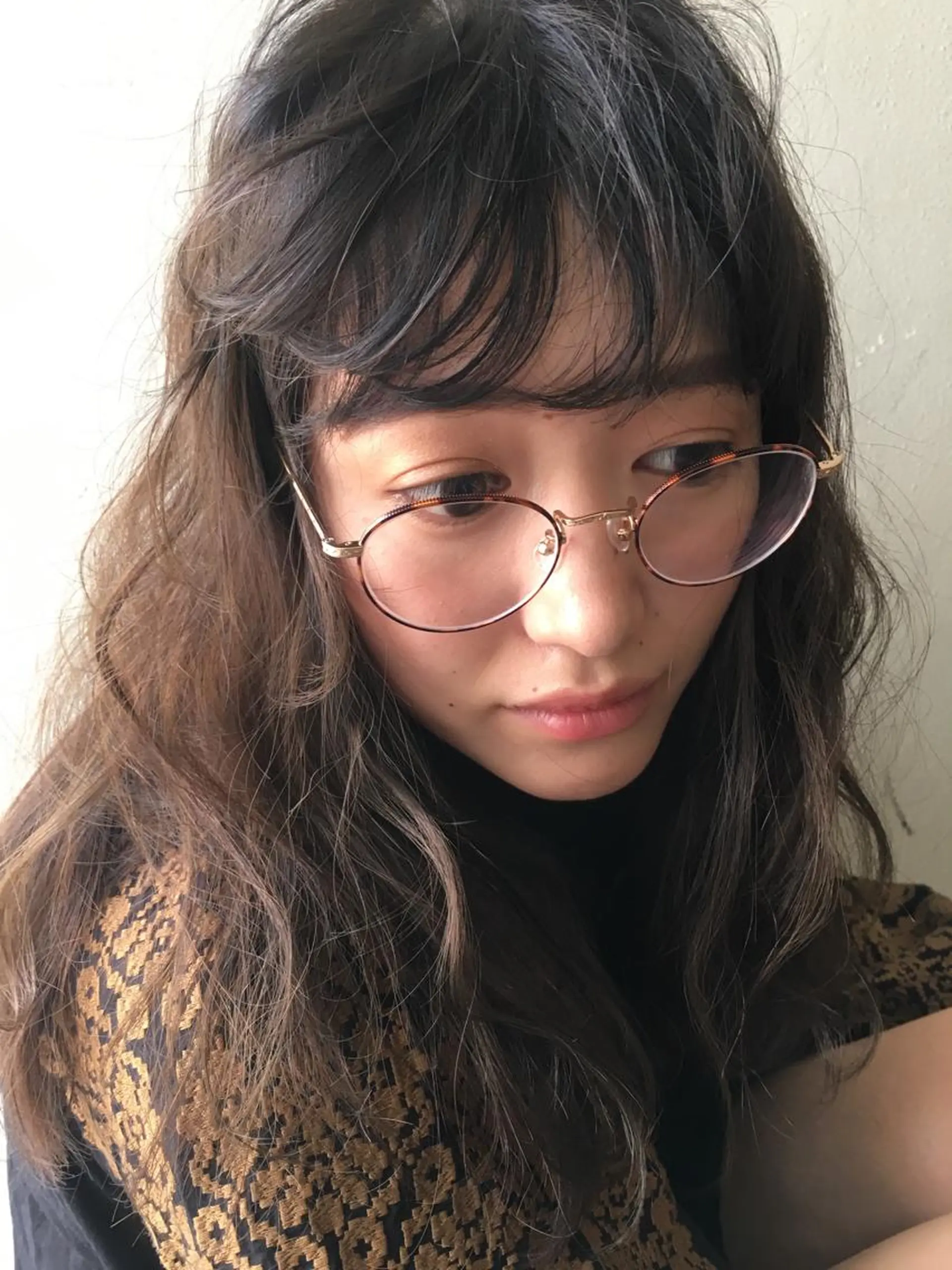 ロング カラー アッシュ ベージュカラー BRUNTJET所属・MAEDA MADOKAのヘアスタイル