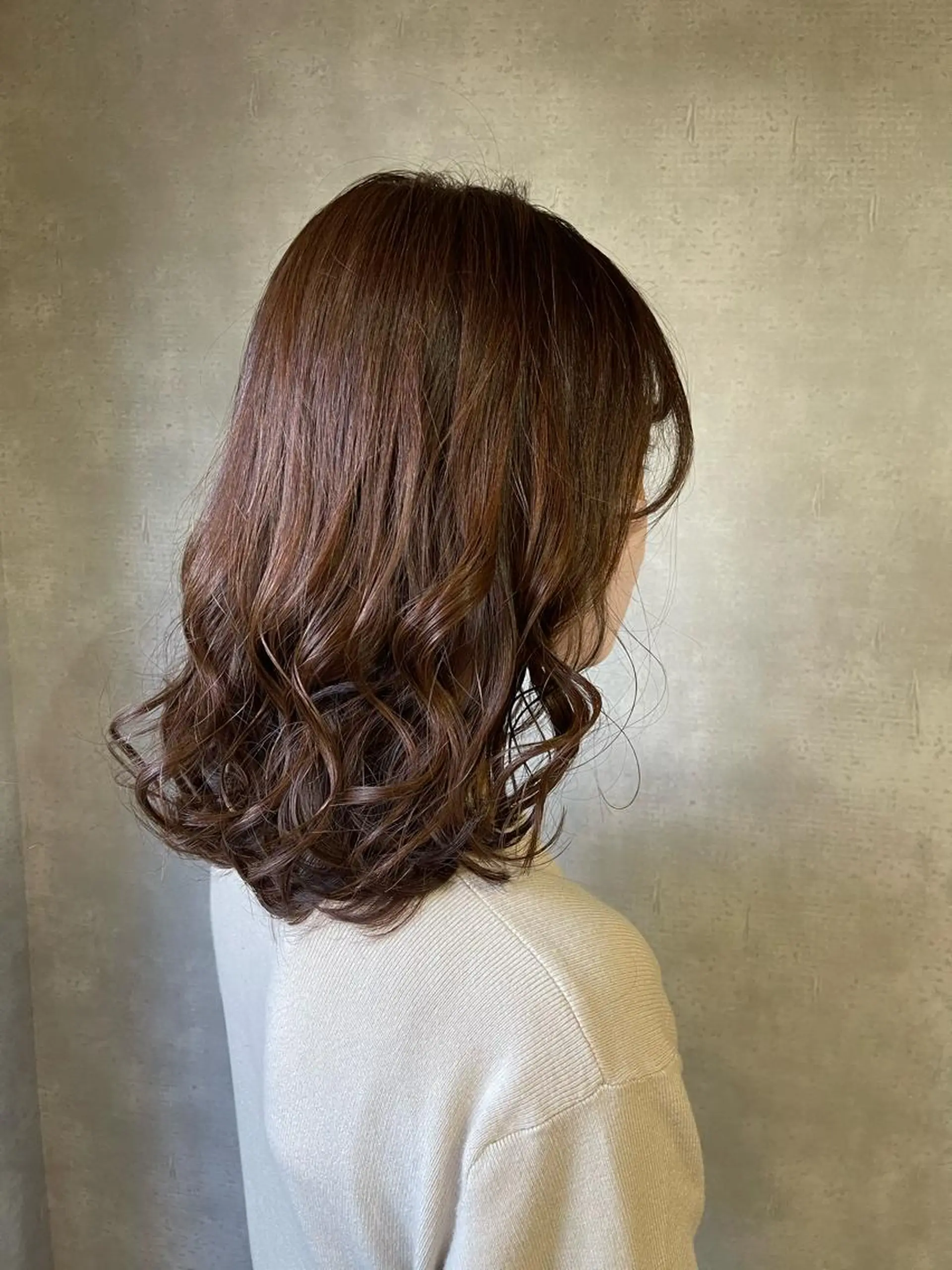 ミディアム ミディアムパーマ 栗本 博史のヘアスタイル