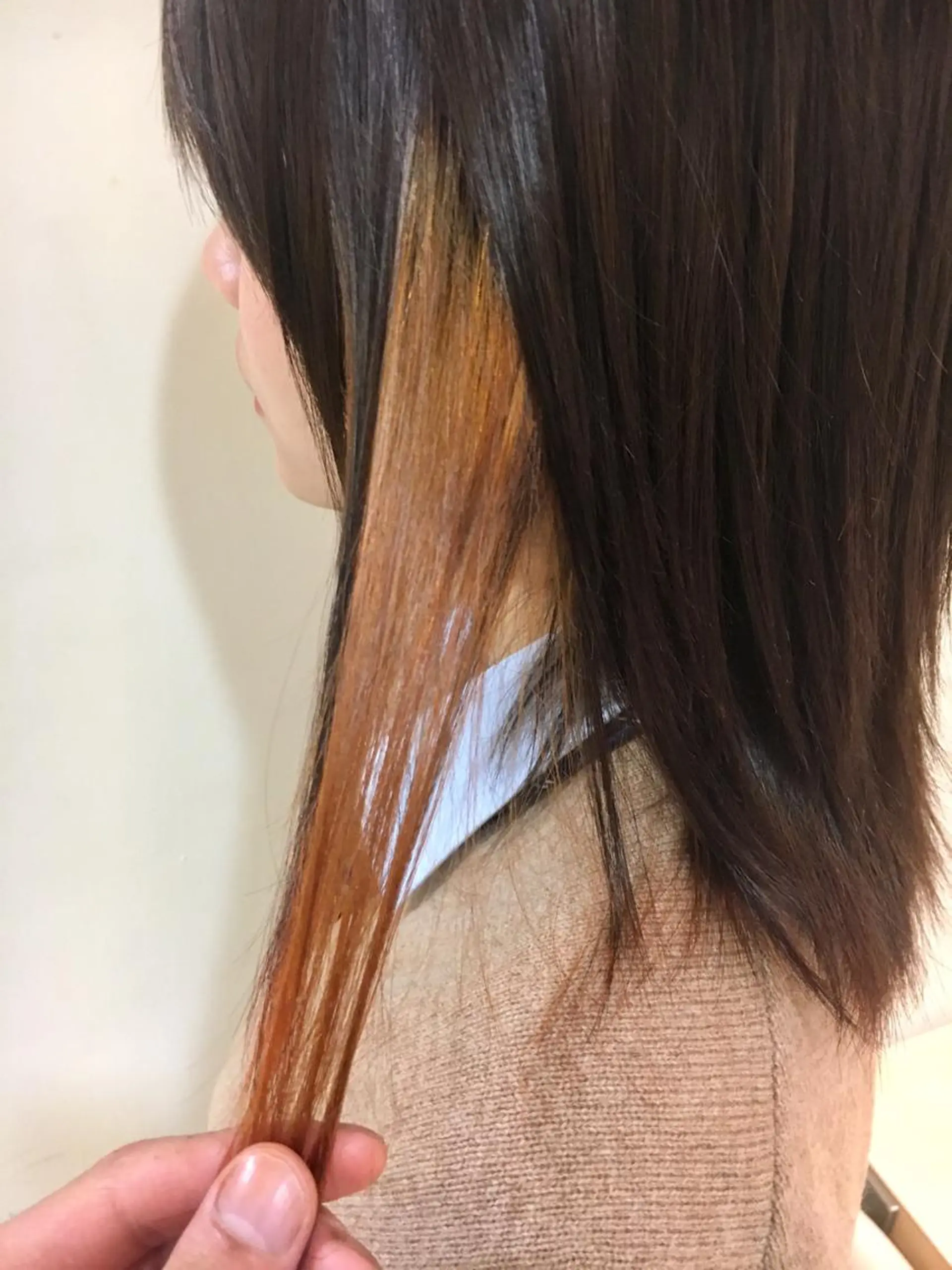 ミディアム カラー ブリーチ オレンジ ヘアカラー 永井 大希のヘアスタイル