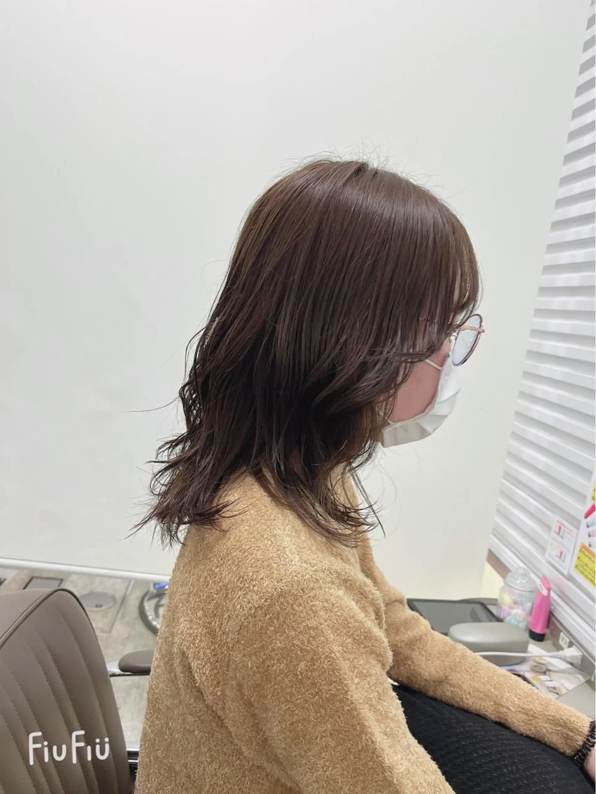 ミディアム カラー 新宿/小顔レイヤー/ 顔まわり/西慶太朗のヘアスタイル