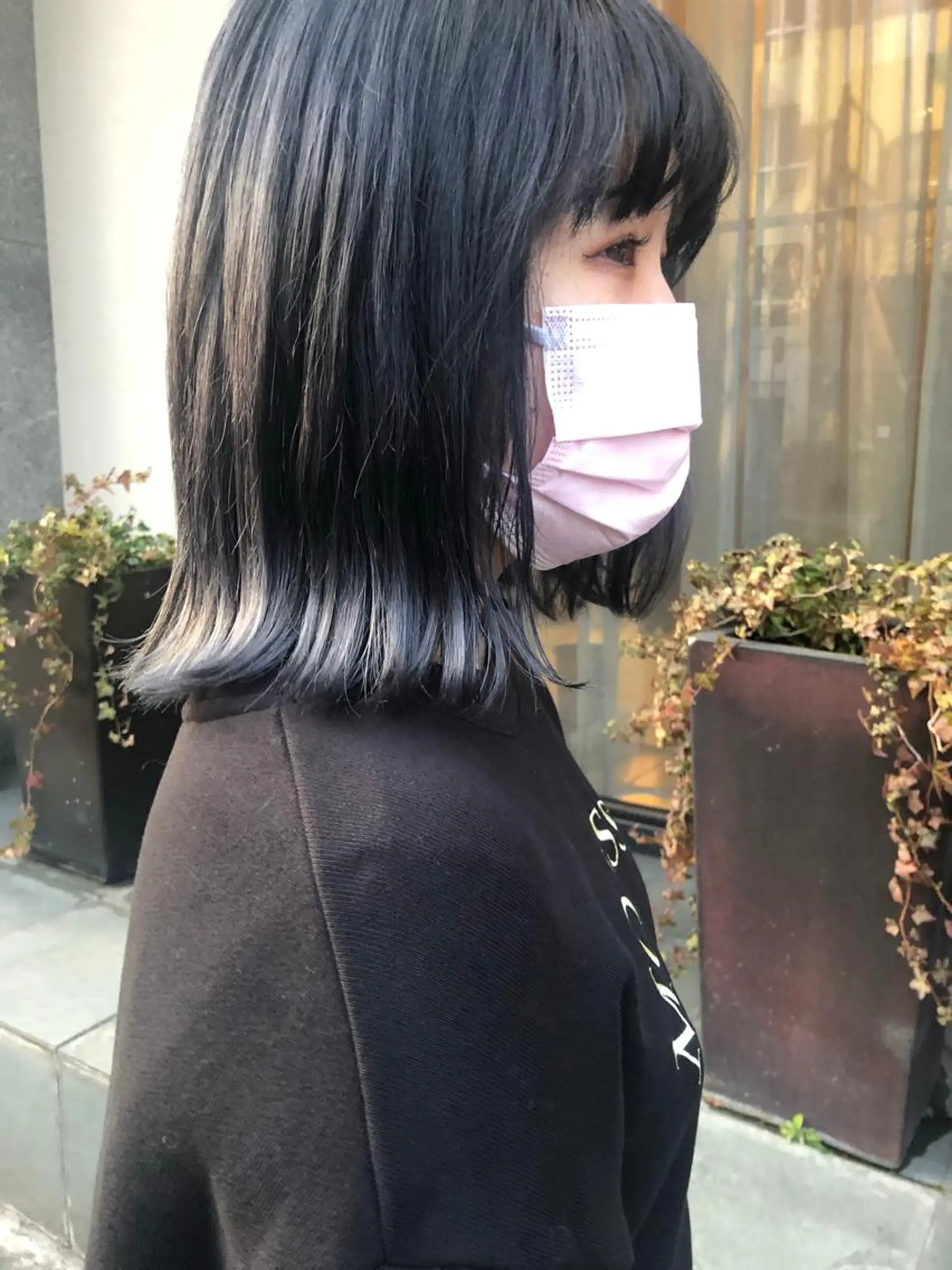 ミディアム カラー tomo🍒パーマ ハイトーン似合わせのヘアスタイル