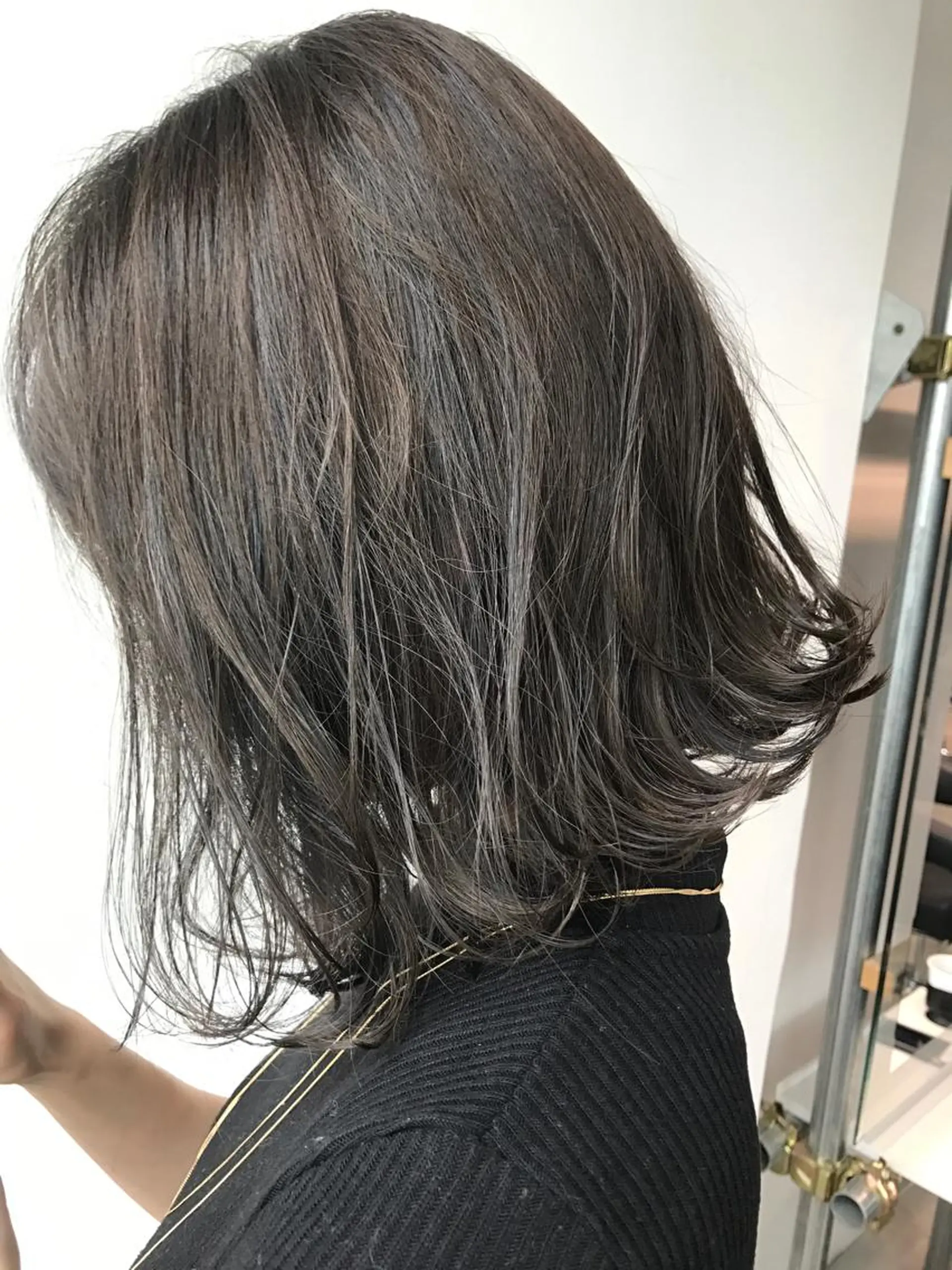 ミディアム カラー グレージュ ハイライトカラー ハイライト ヘアカラー トリートメント ❤️sai❤️ official❤️のヘアスタイル