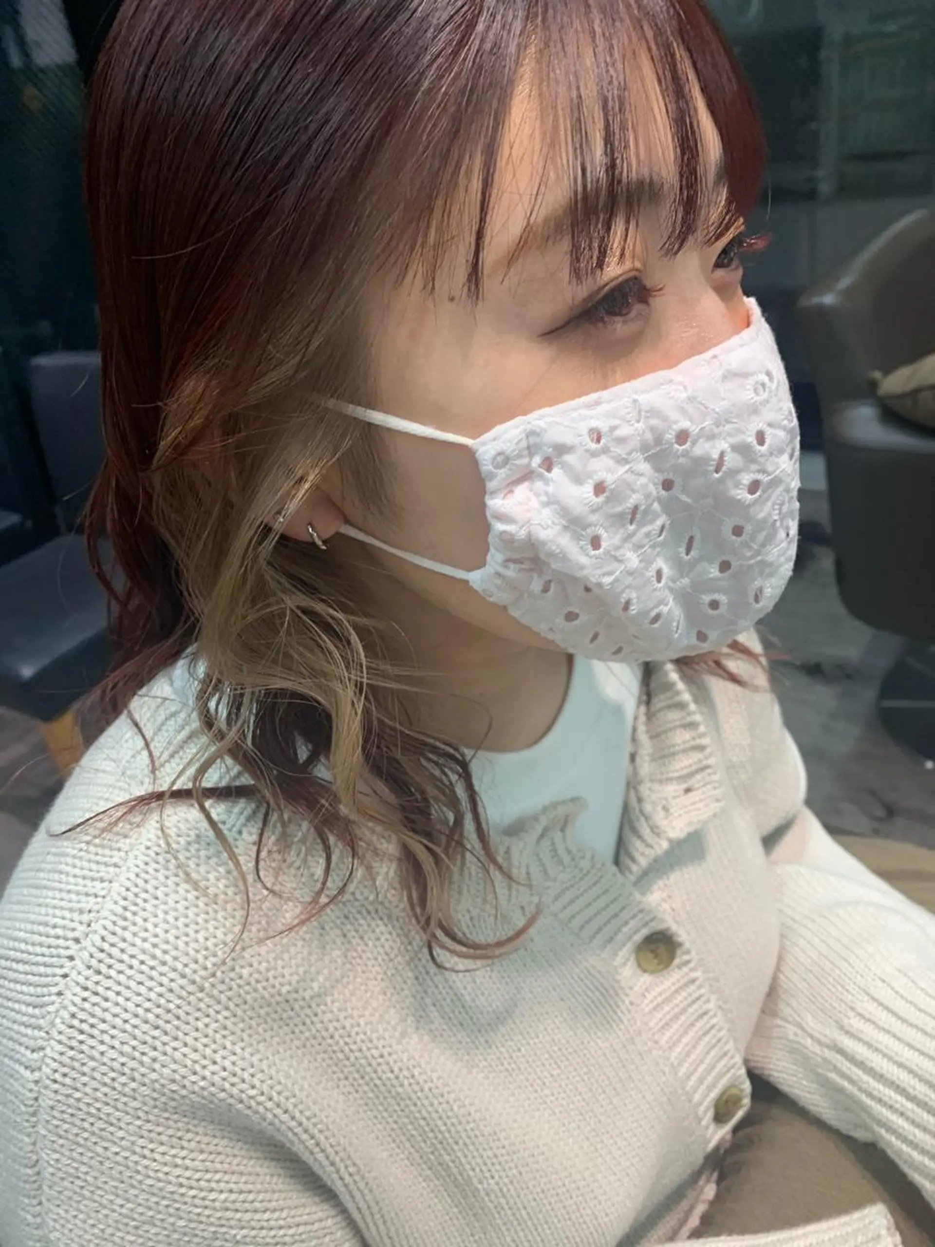 ミディアム カラー ヘアアレンジ サナ🌱 切りっぱなしボブのヘアスタイル